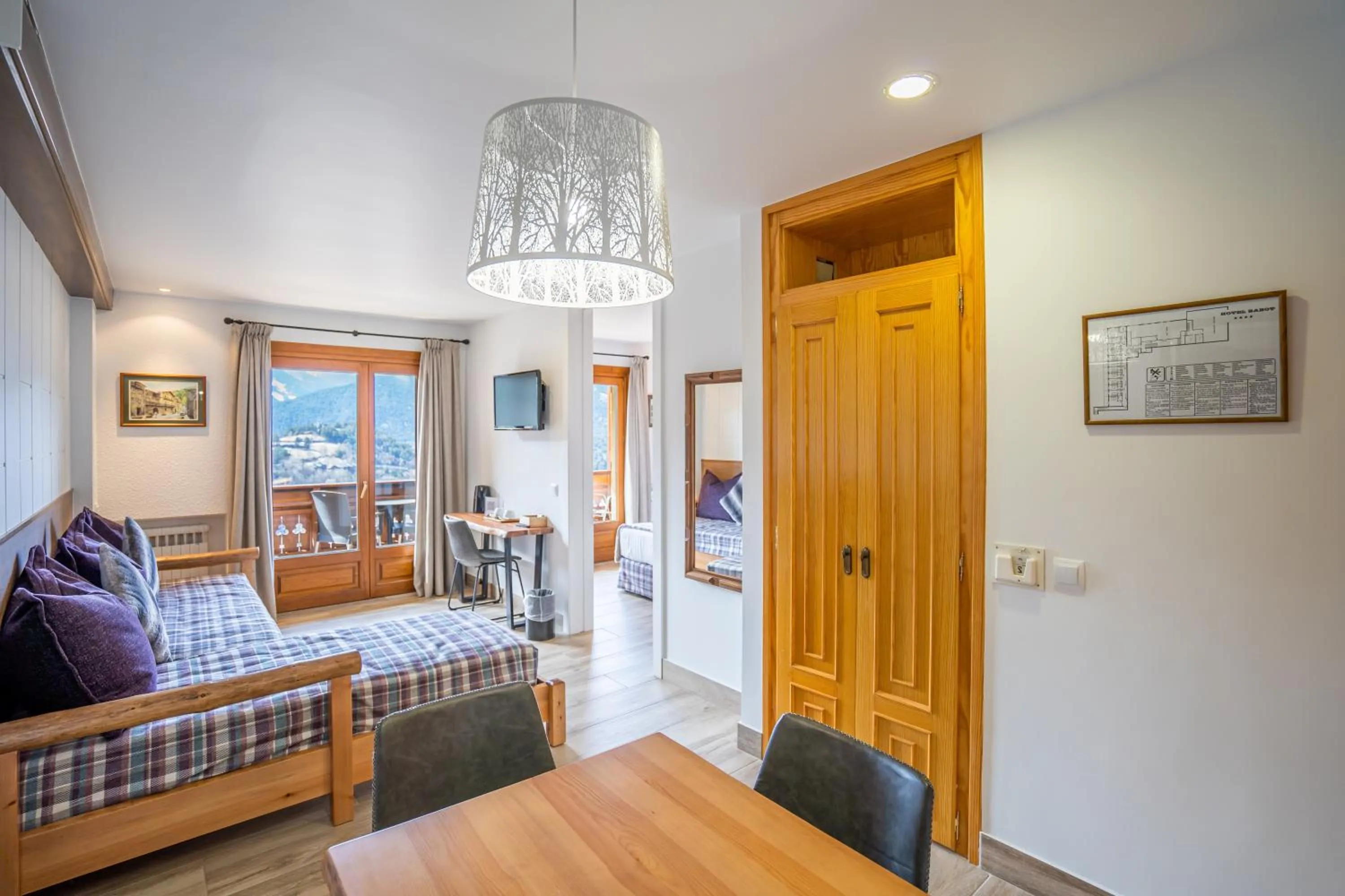 TV and multimedia, Bed in Abba Ordino Babot Hotel