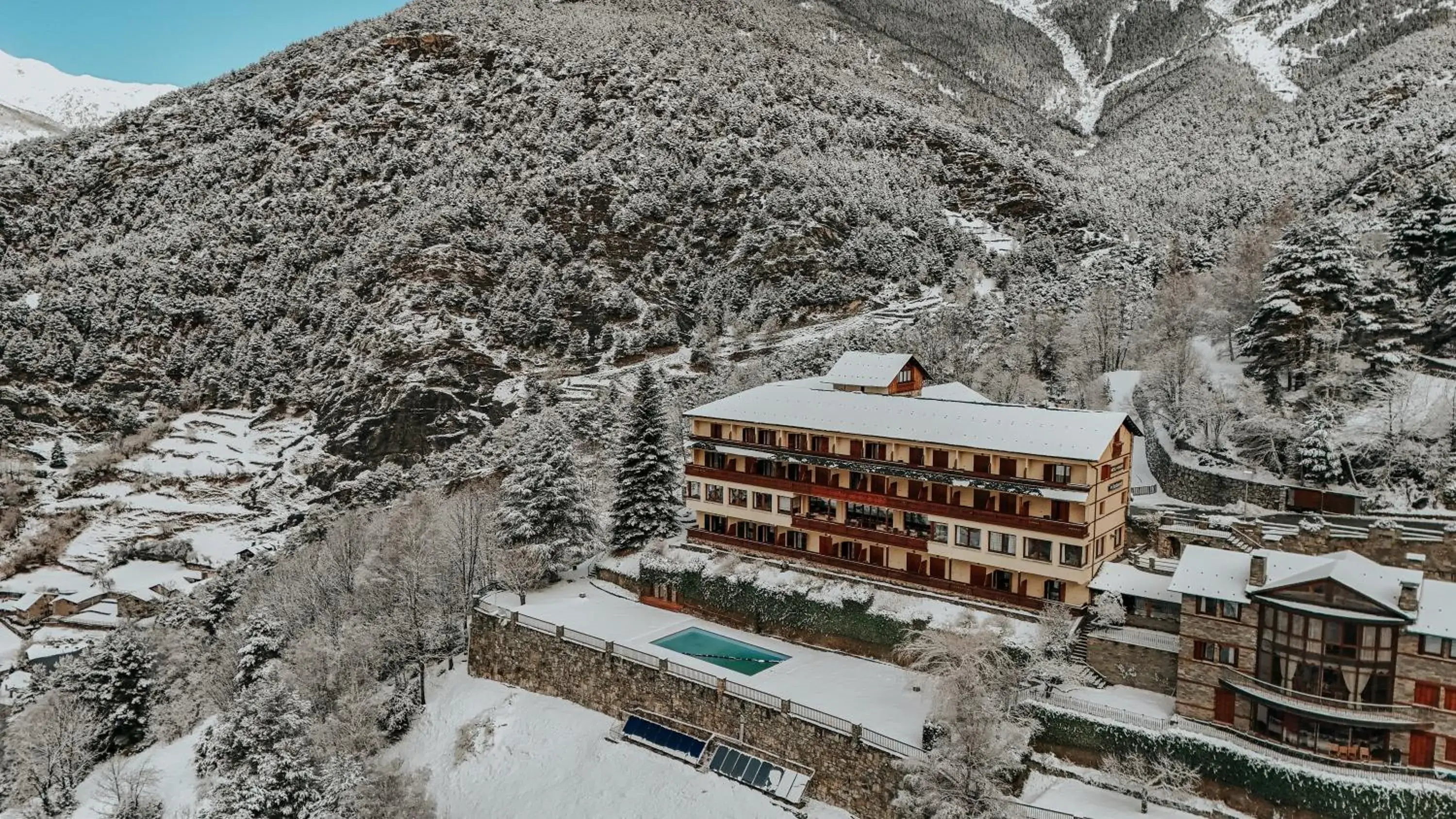 Property building in Abba Ordino Babot Hotel Property building in Abba Ordino Babot Hotel