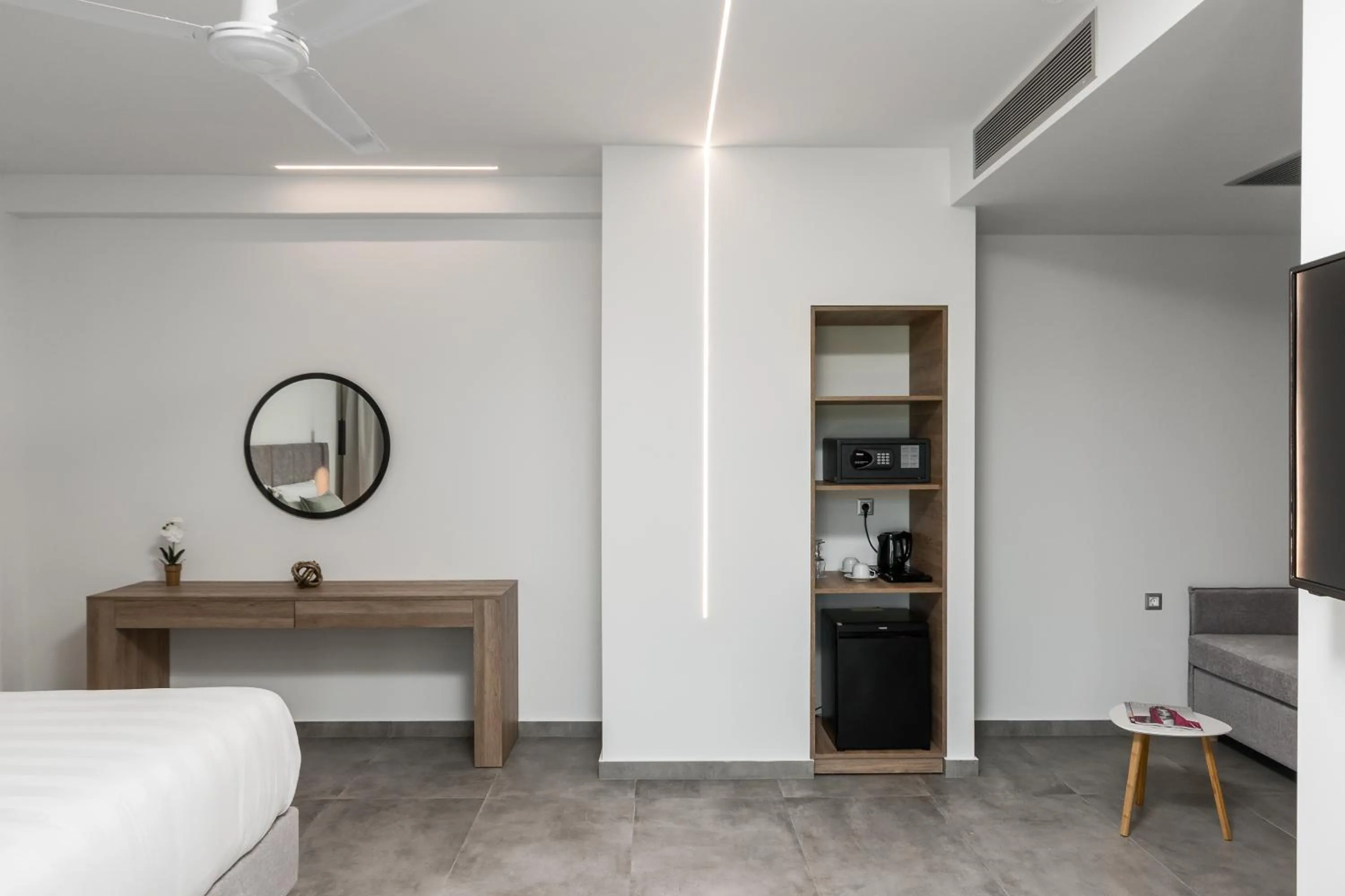 Coffee/tea facilities, Bed in Acharavi Beach Hotel