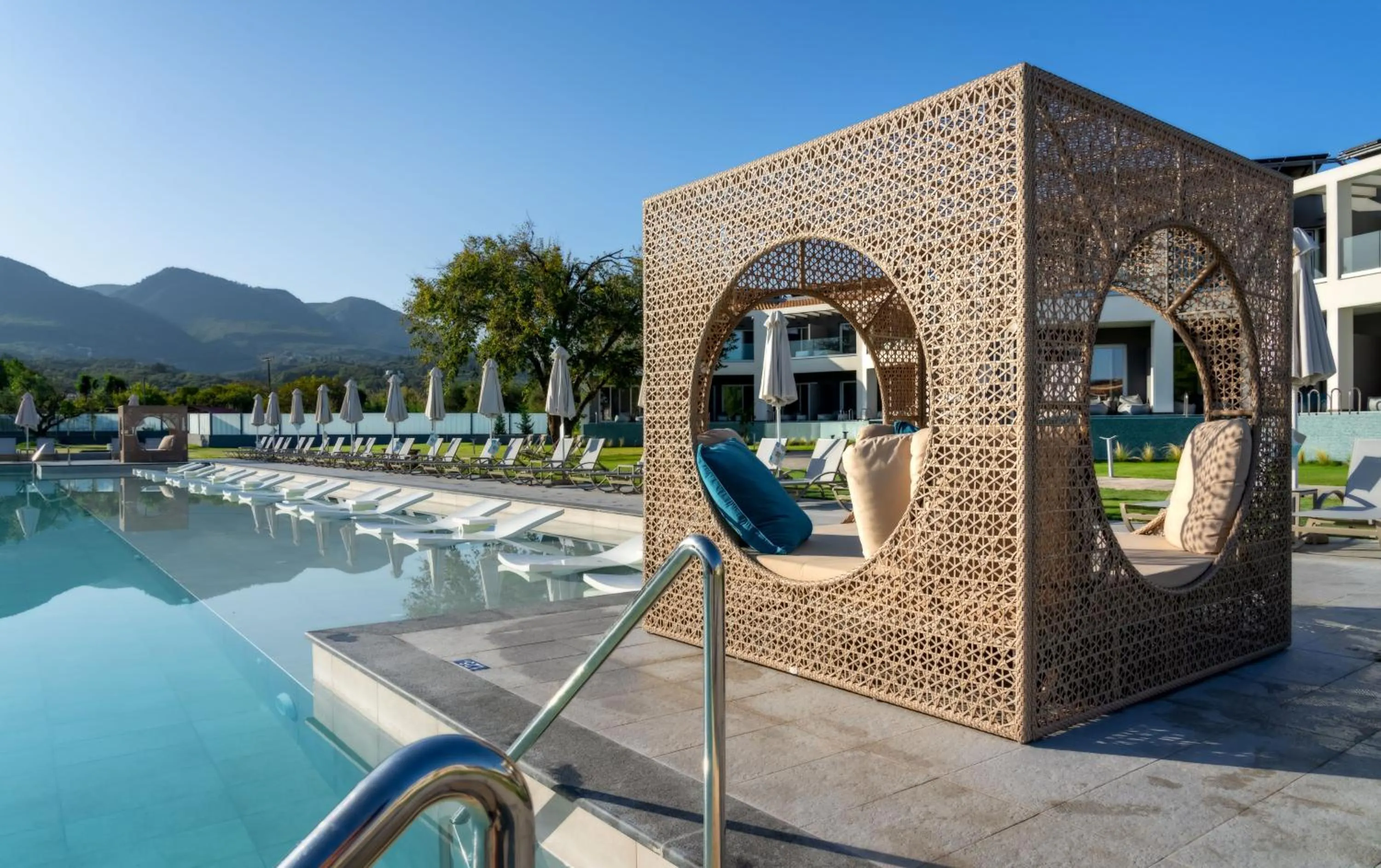 Swimming pool in Acharavi Beach Hotel