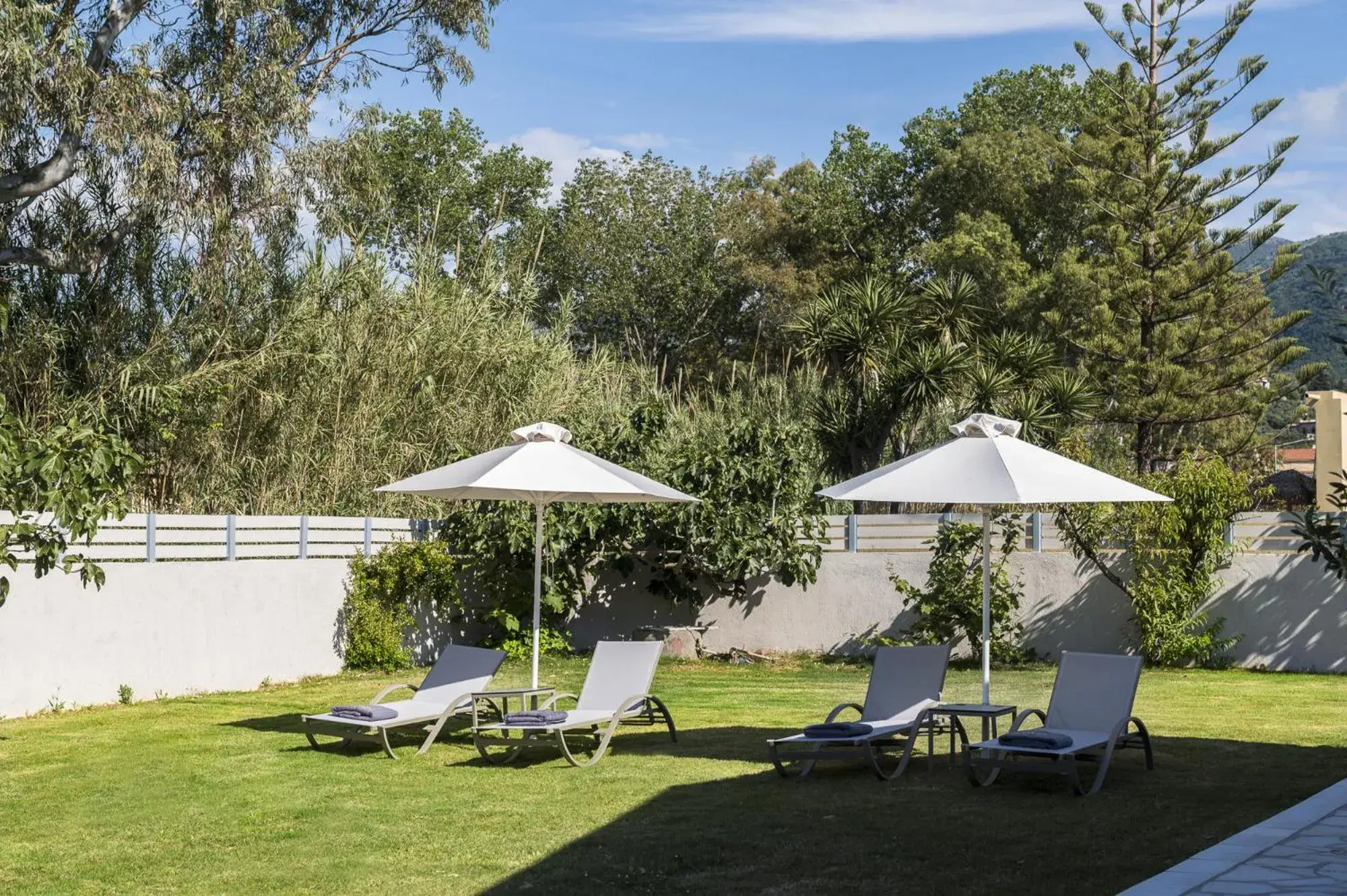 Garden view in Acharavi Beach Hotel Garden view in Acharavi Beach Hotel