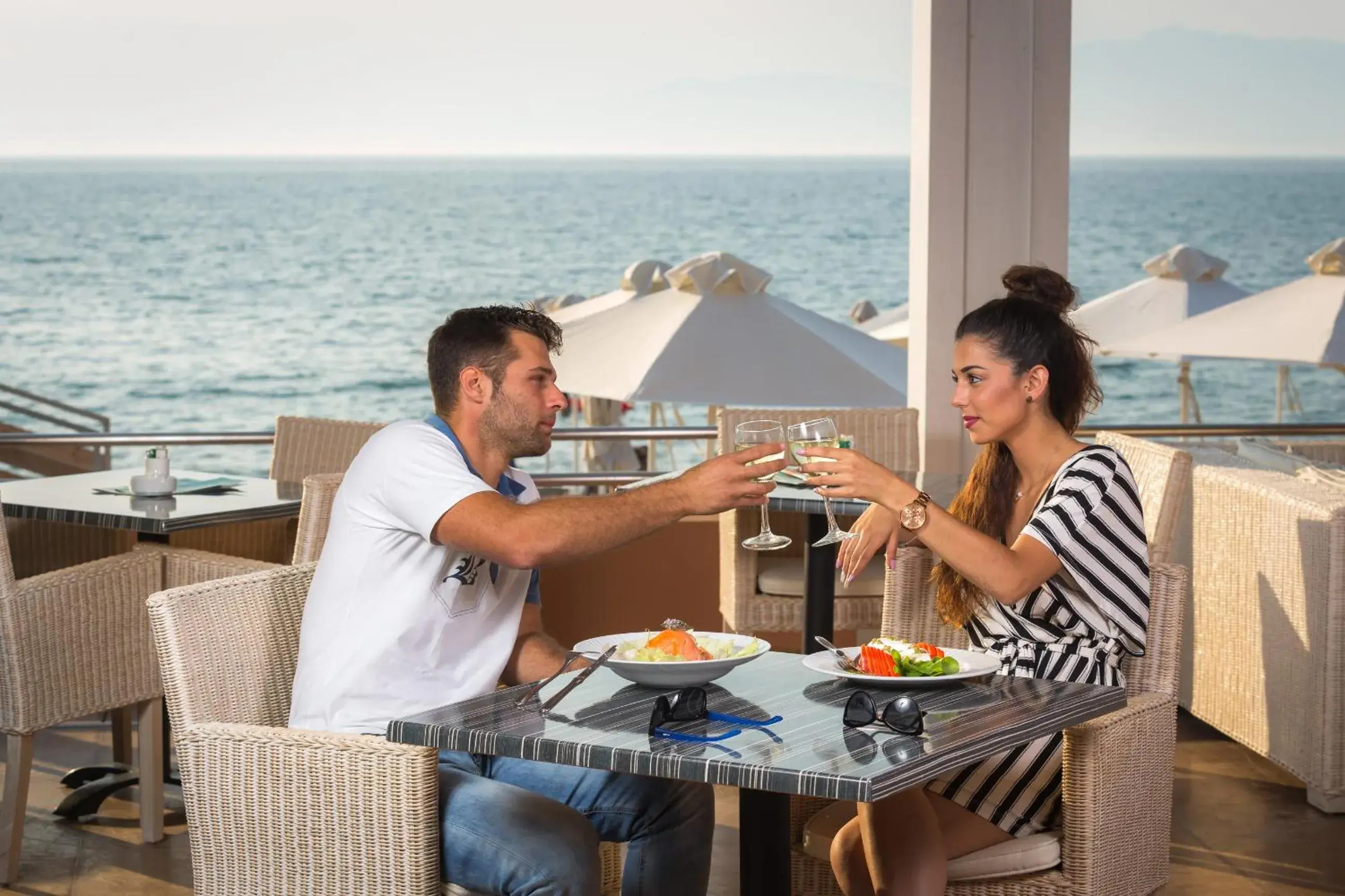 Restaurant/places to eat in Acharavi Beach Hotel Restaurant/places to eat in Acharavi Beach Hotel