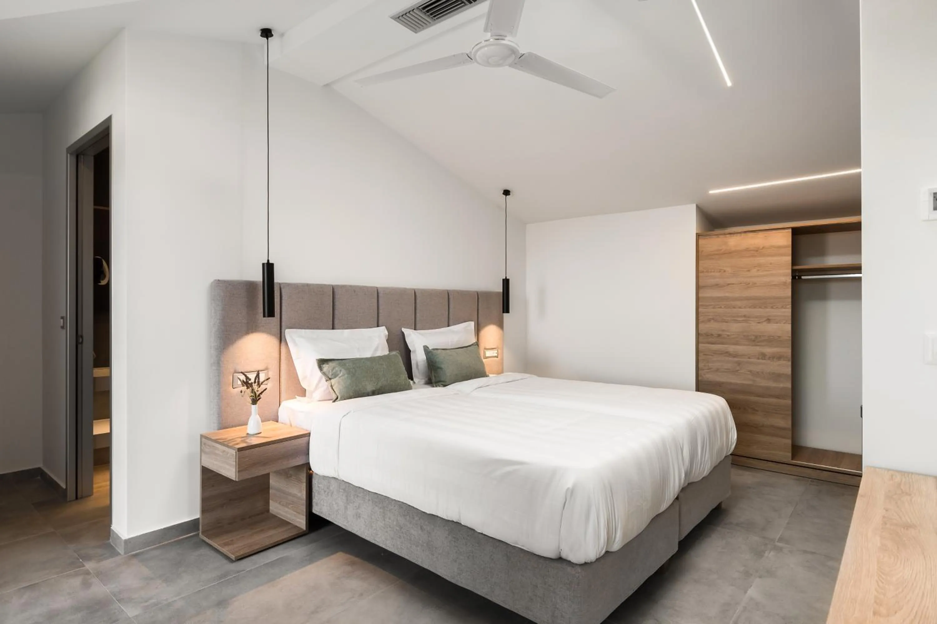 Bedroom, Bed in Acharavi Beach Hotel