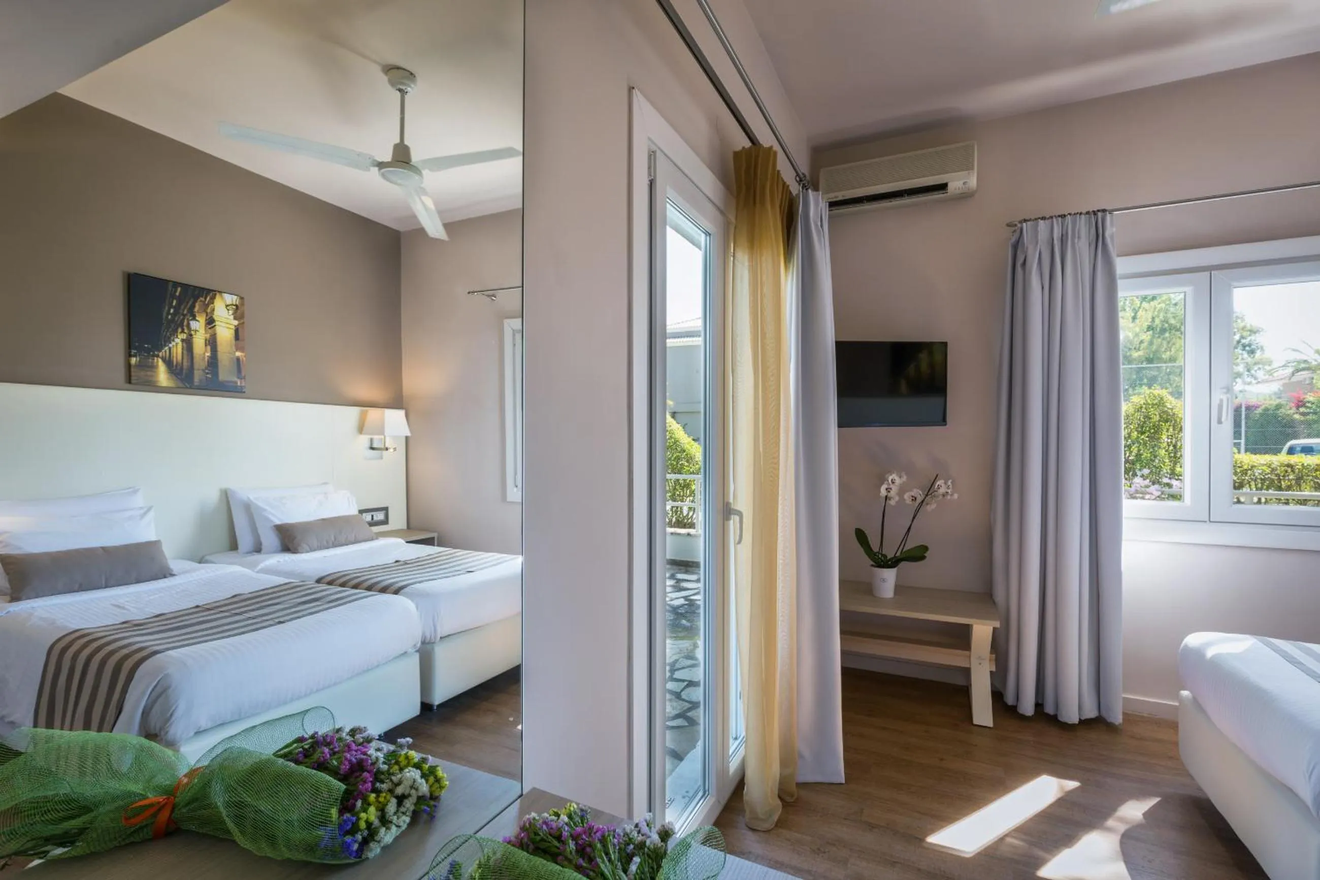 Bedroom, Bed in Acharavi Beach Hotel