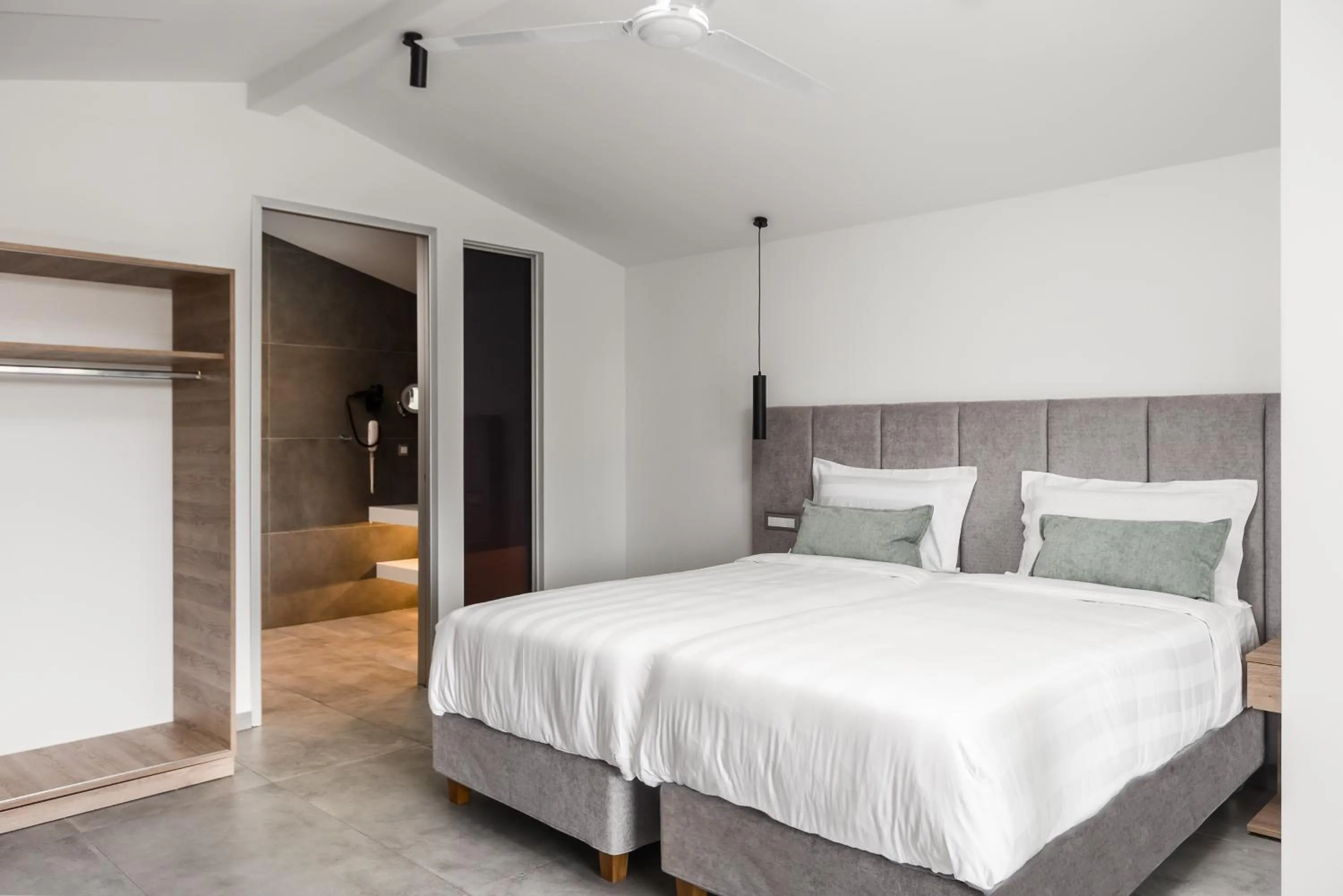 Bedroom, Bed in Acharavi Beach Hotel