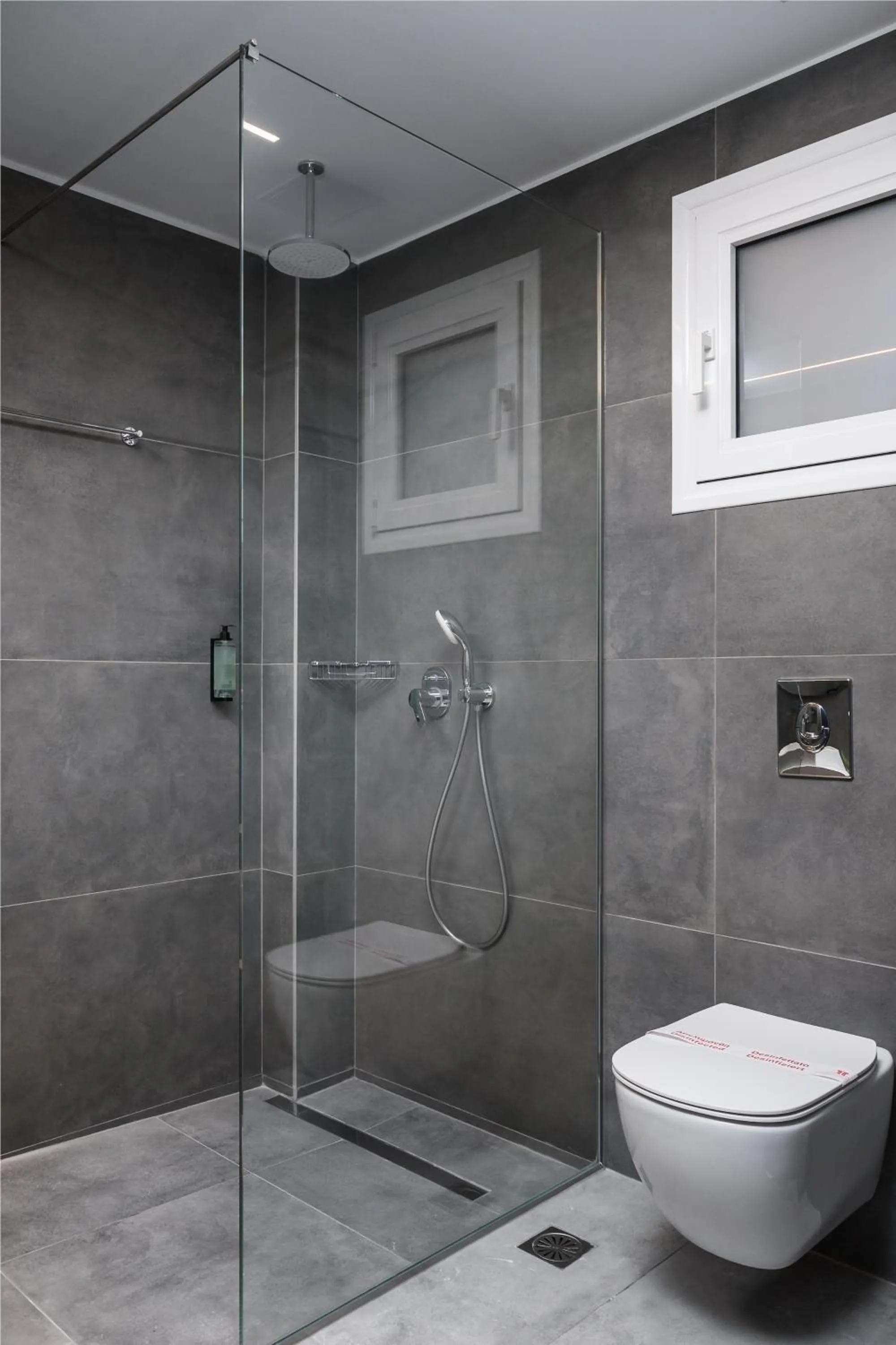 Bathroom in Acharavi Beach Hotel