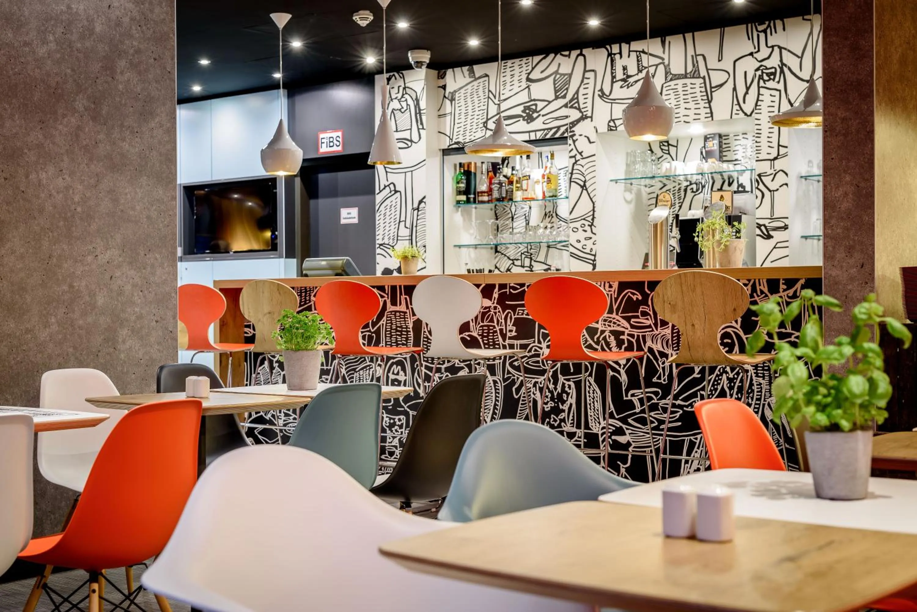 Lounge or bar in Ibis Leipzig City