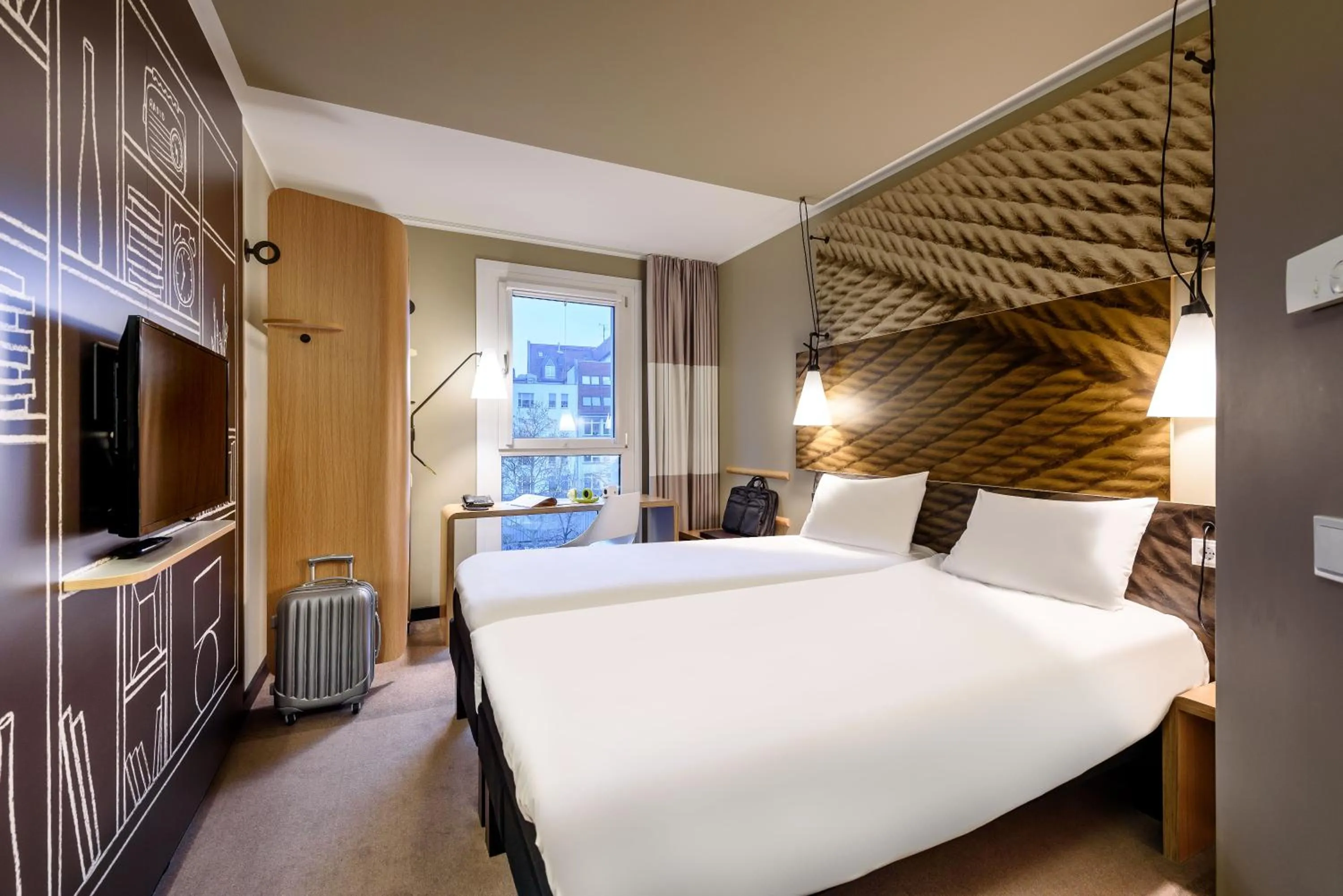 Photo of the whole room in Ibis Leipzig City