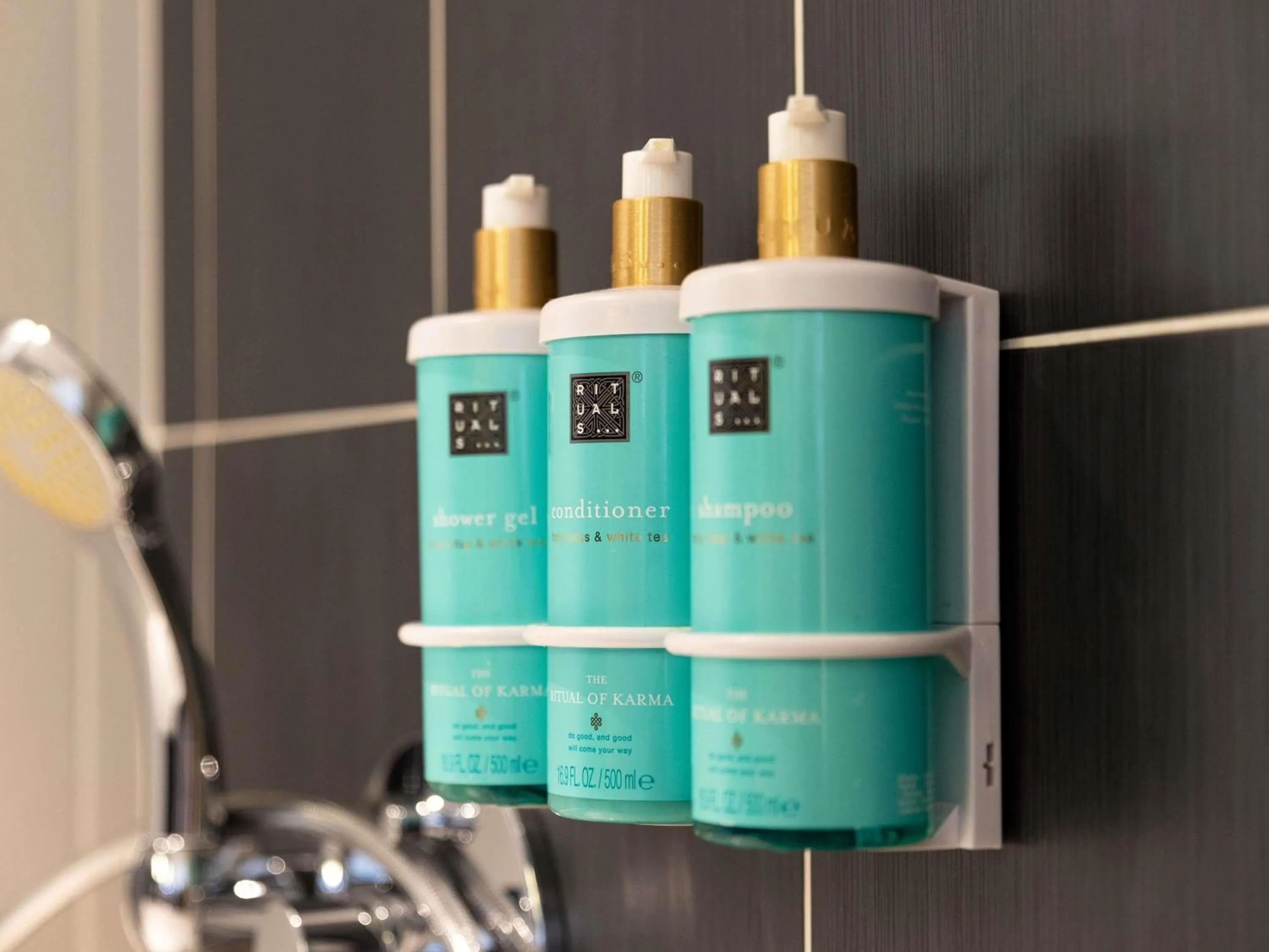 Bedroom in Novotel Suites Paris Expo Porte de Versailles