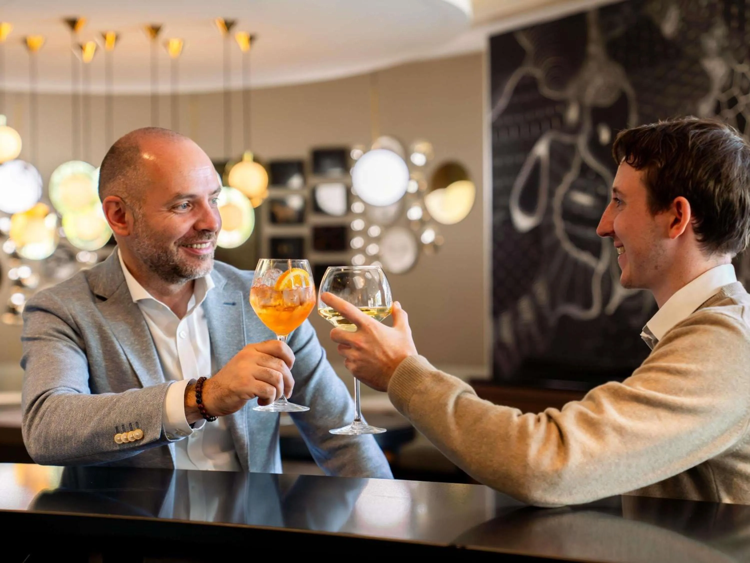 Lounge or bar in Novotel Suites Paris Expo Porte de Versailles
