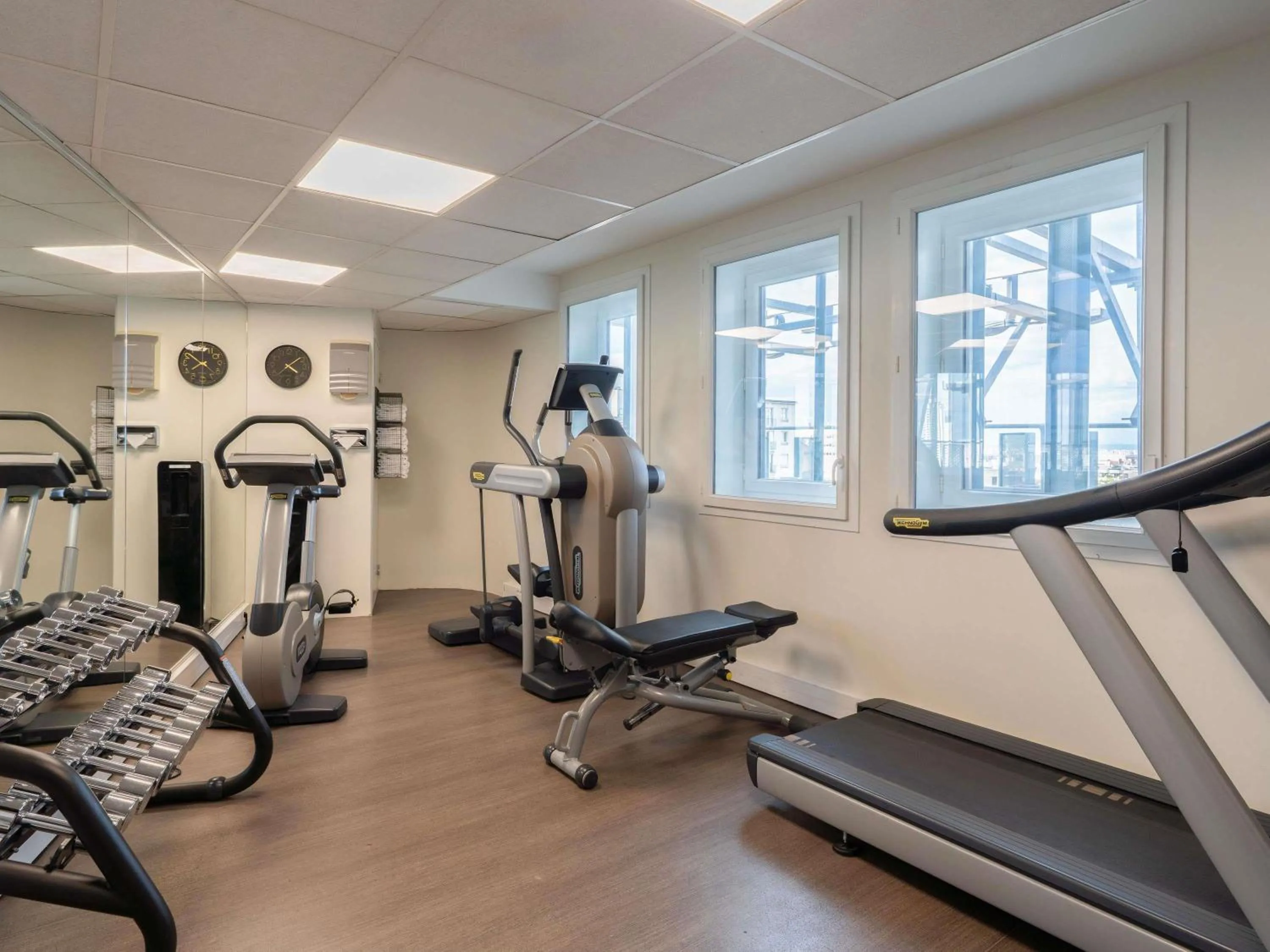 Fitness centre/facilities in Novotel Suites Paris Expo Porte de Versailles