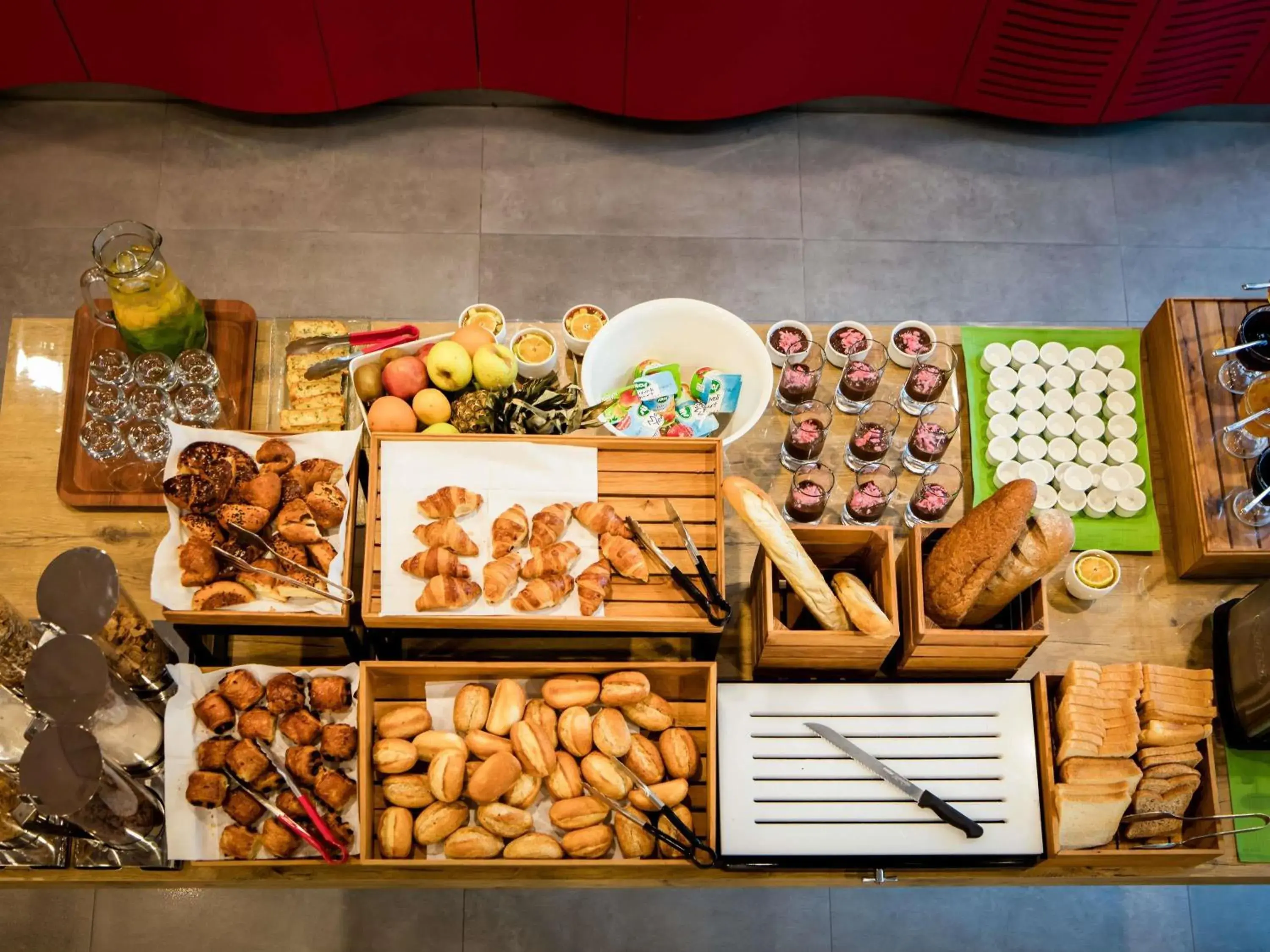 Restaurant/places to eat in Ibis Istanbul West Restaurant/places to eat in Ibis Istanbul West