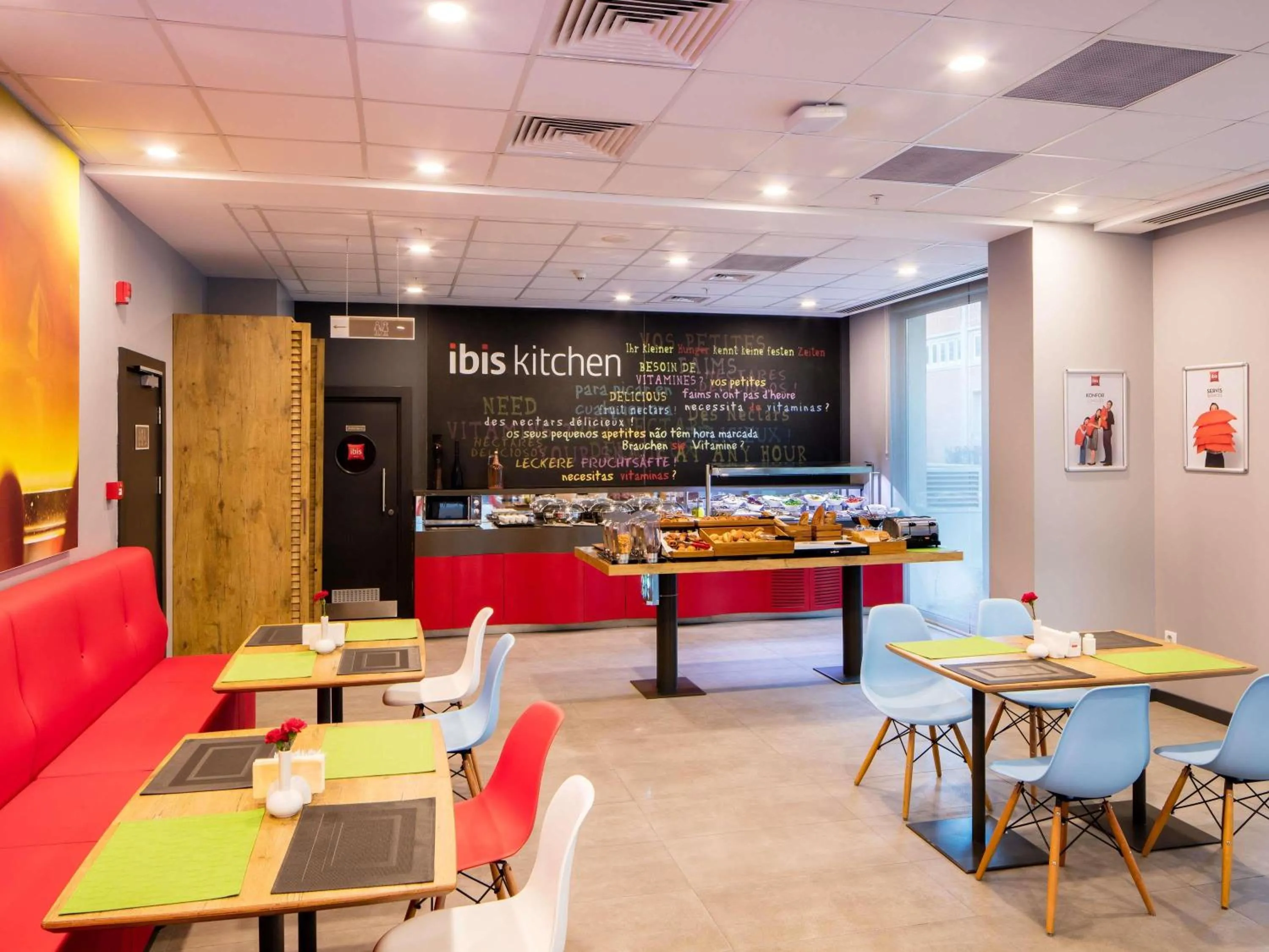 Restaurant/places to eat in Ibis Istanbul West