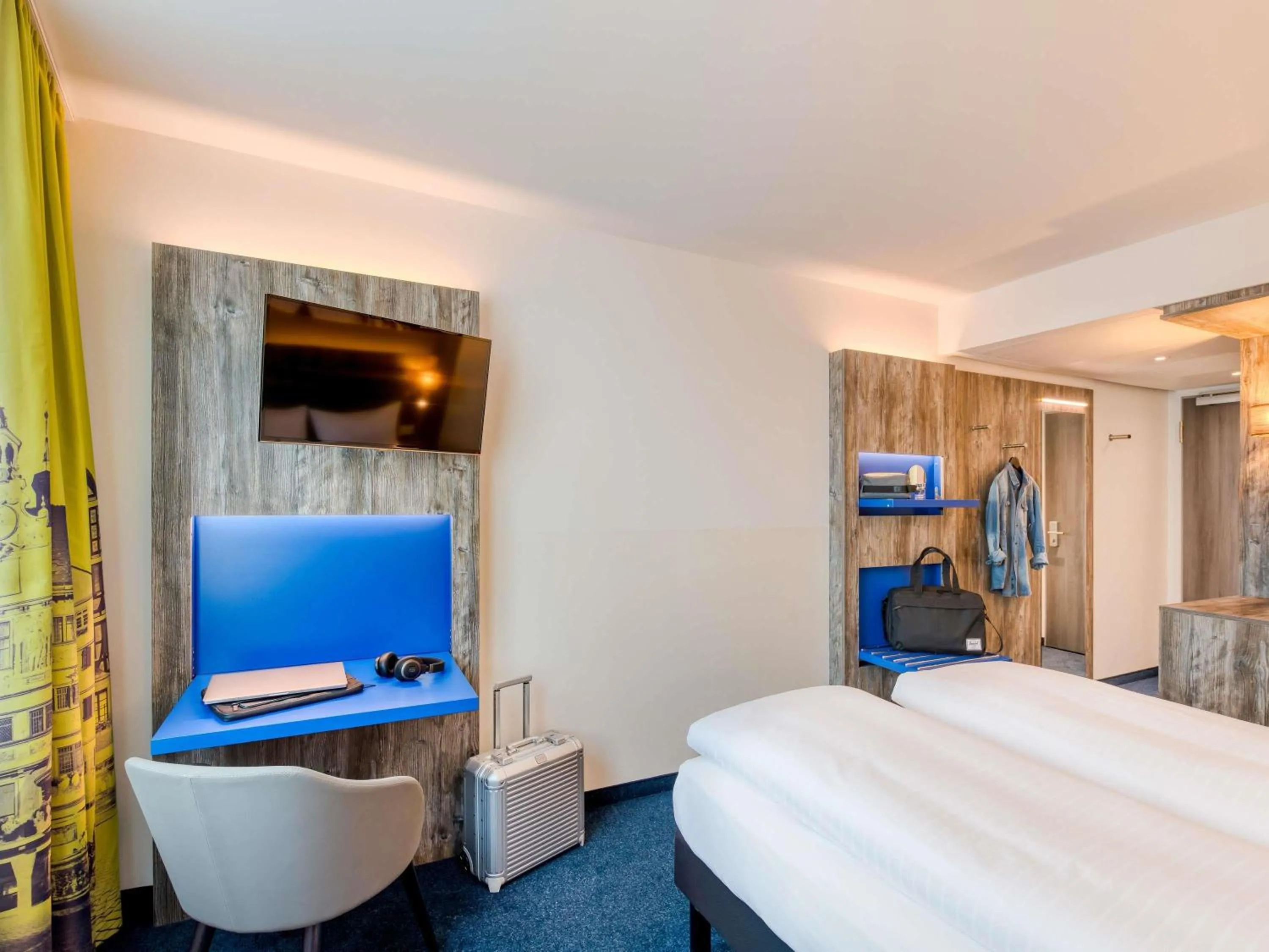 Bedroom, Bed in ibis Styles Tuebingen