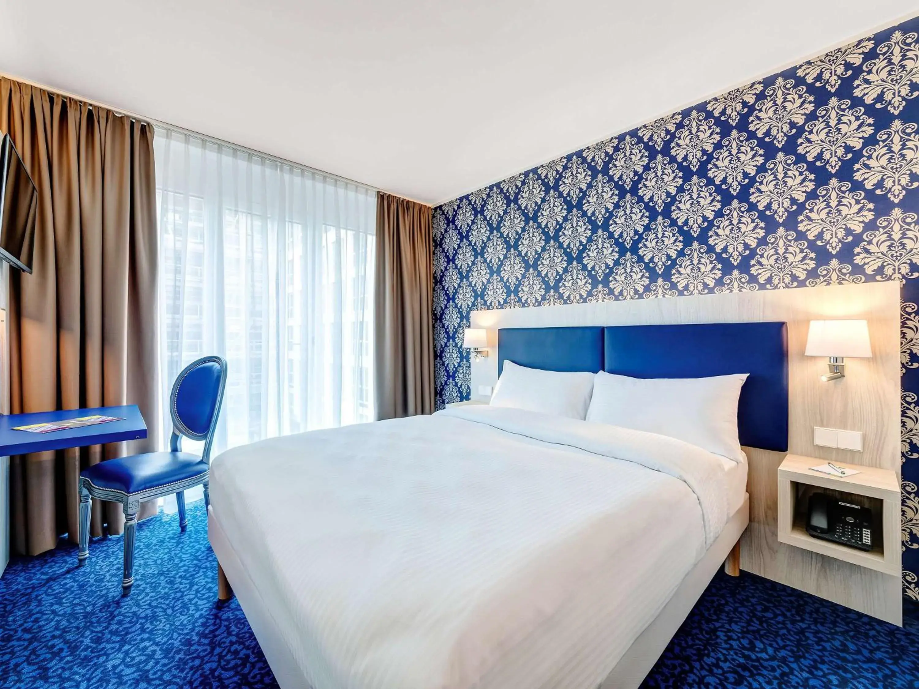 Photo of the whole room, Bed in ibis Styles Rastatt Baden-Baden Photo of the whole room, Bed in ibis Styles Rastatt Baden-Baden