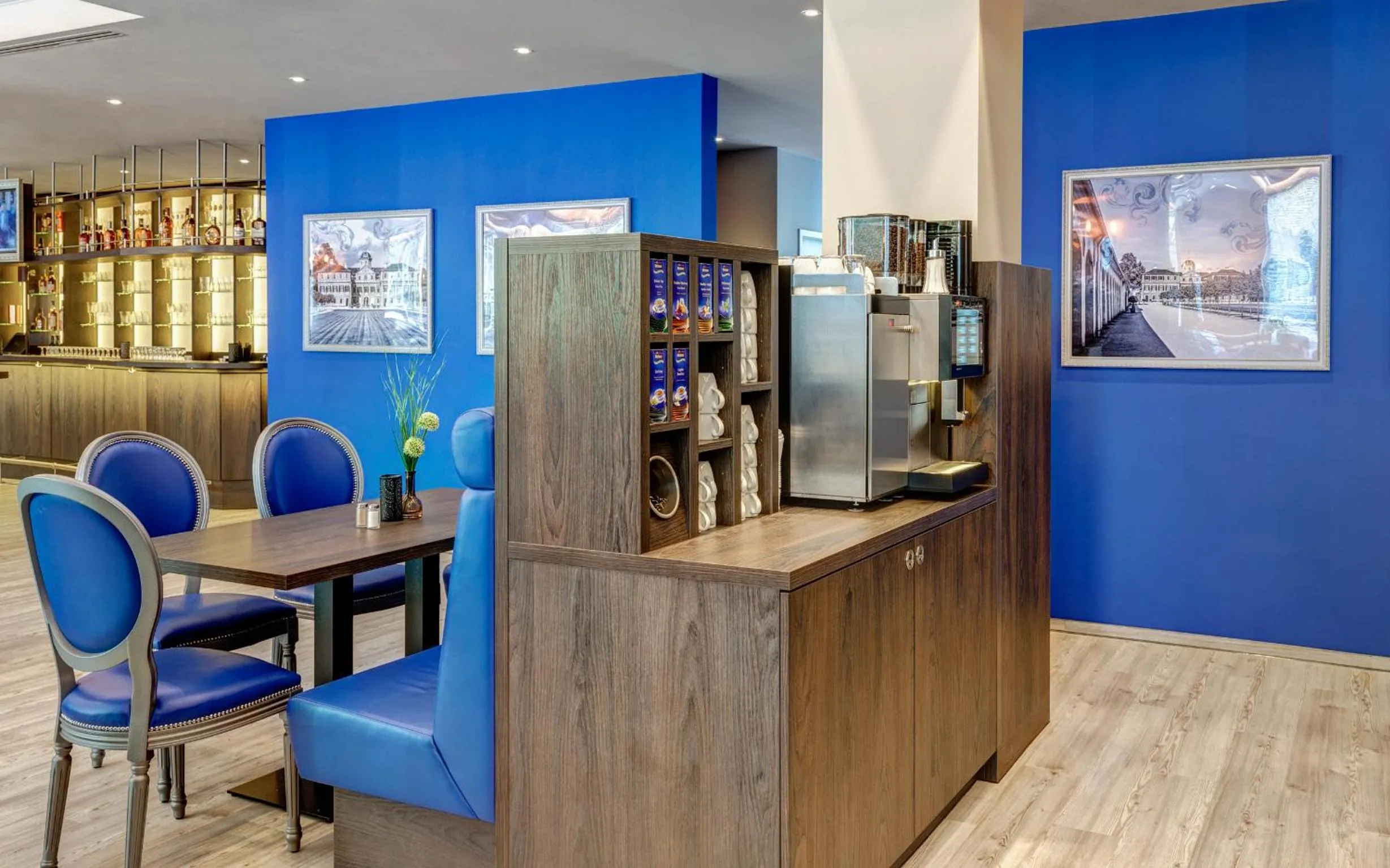 Restaurant/places to eat in ibis Styles Rastatt Baden-Baden