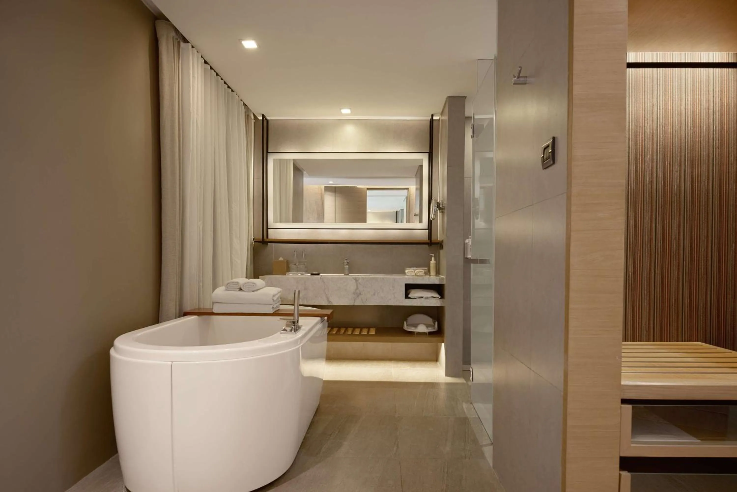 Bathroom, Bed in dusitD2 Khao Yai