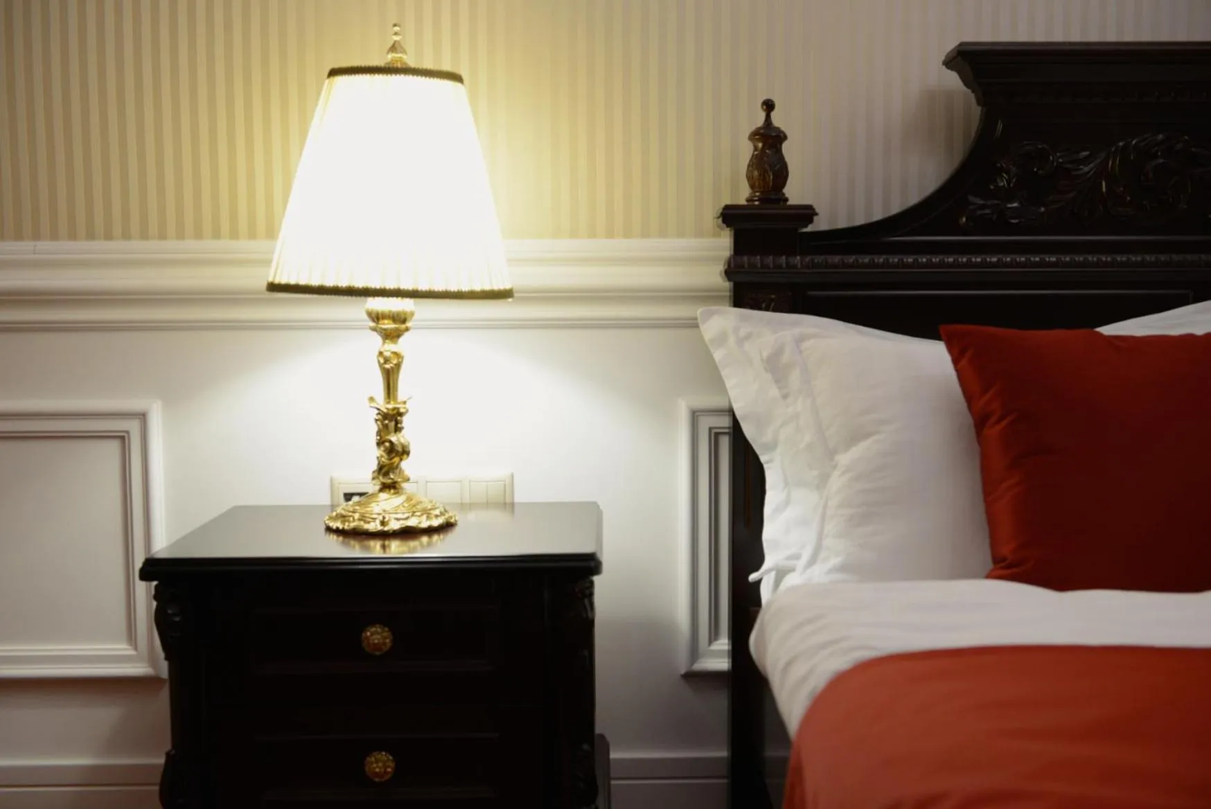 Bed in Forgách Kastély