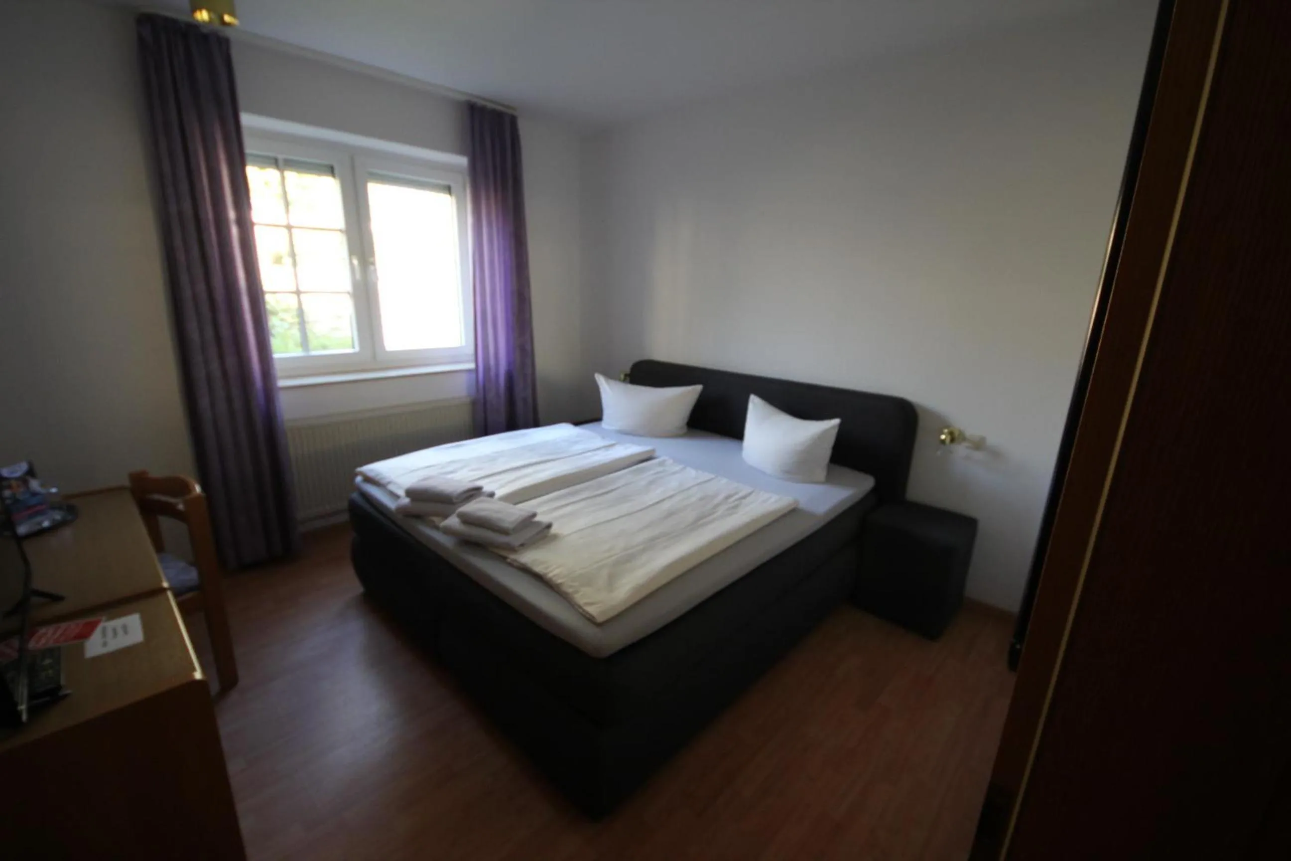 Standard Double or Twin Room - single occupancy in Gästehaus 53 Nord