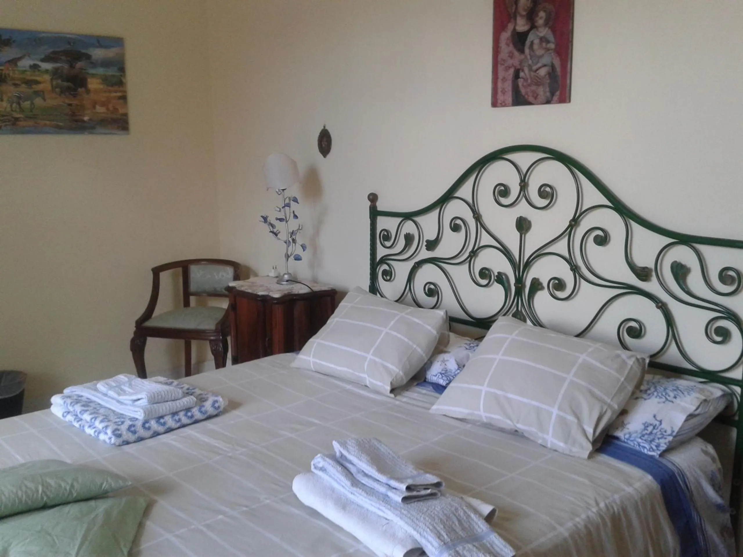 Photo of the whole room in B&B Ap
