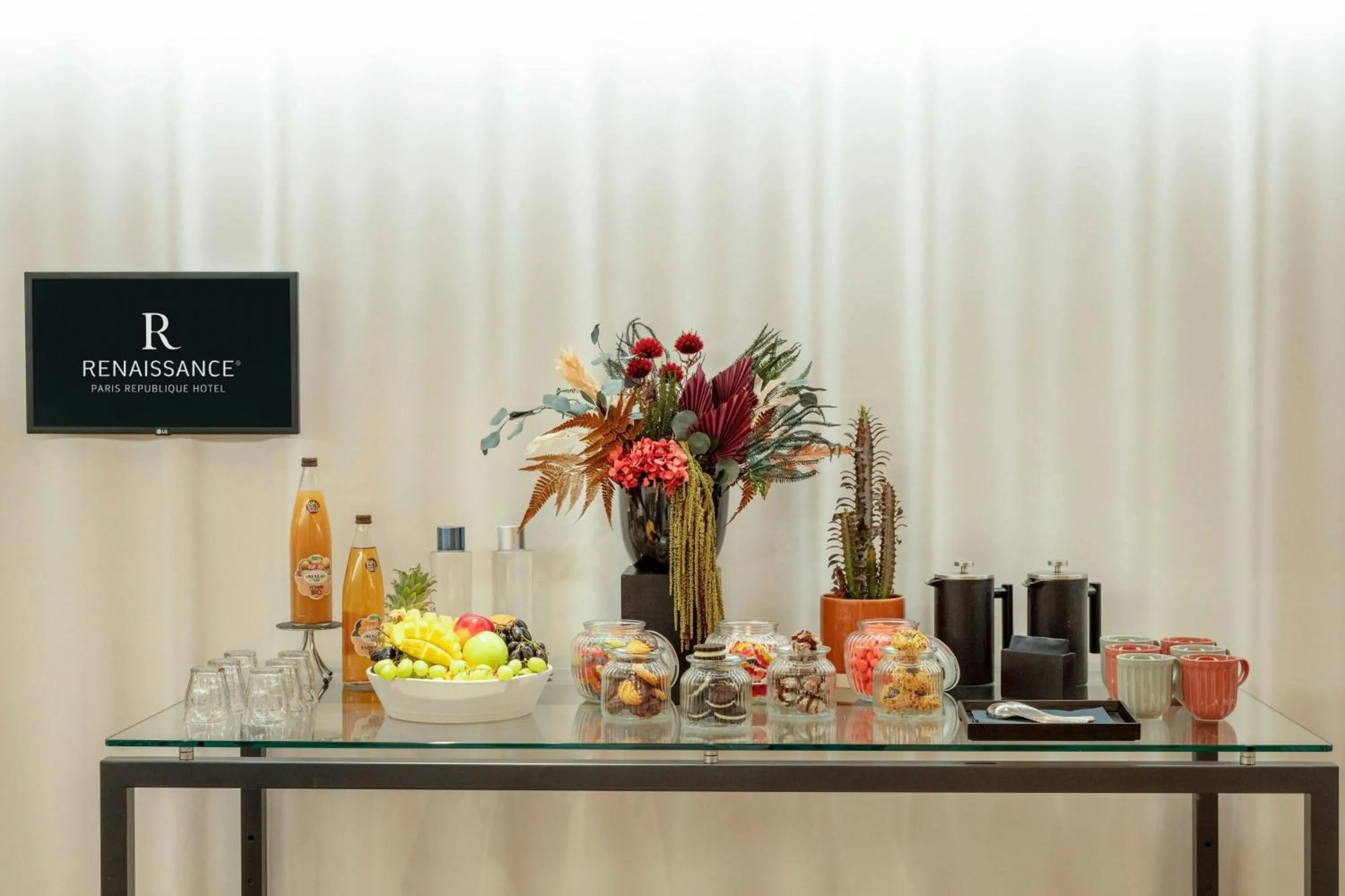 Meeting/conference room in Renaissance Paris Republique Hotel & Spa