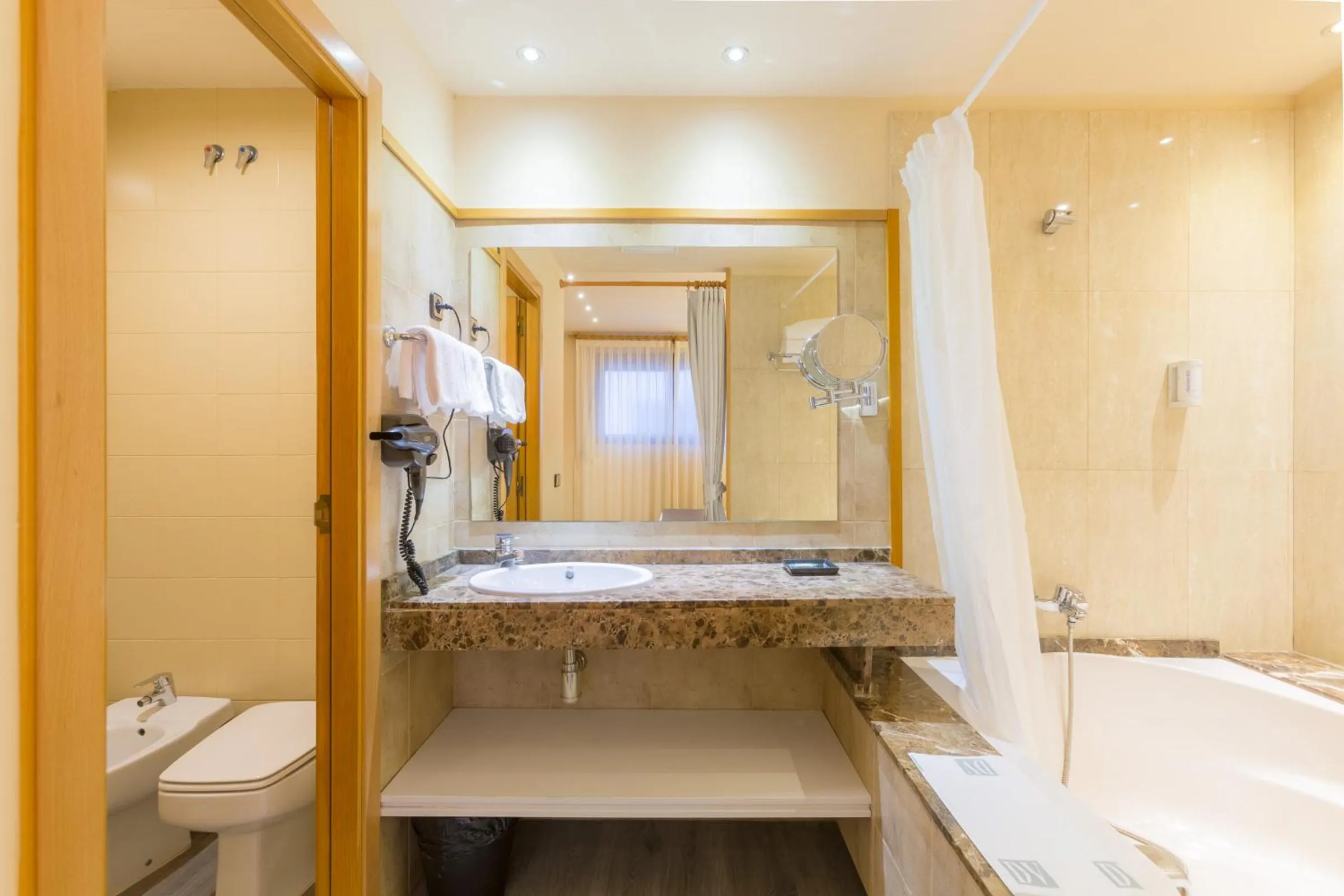 Bathroom in Apartamentos DV