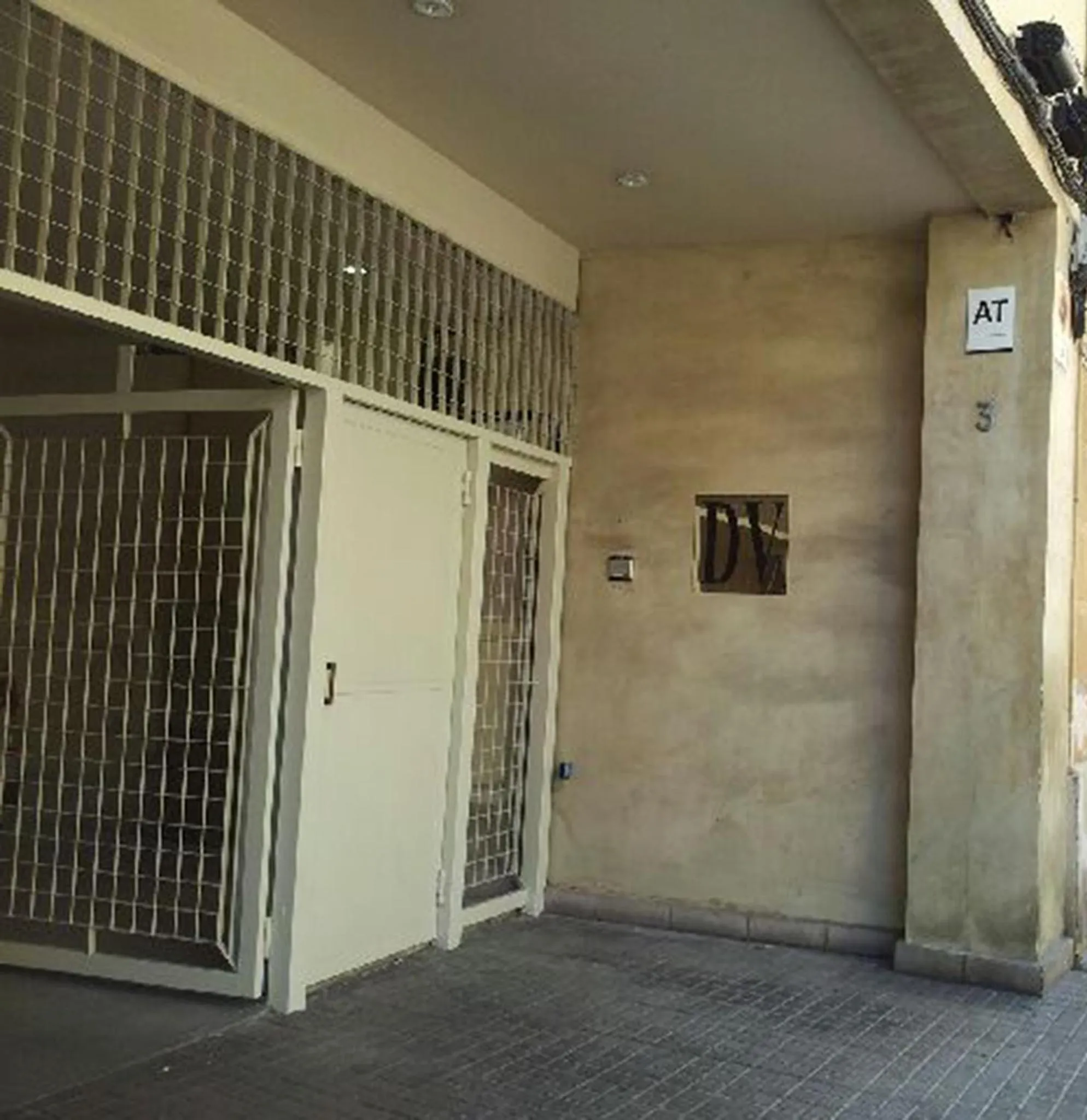 Facade/entrance in Apartamentos DV