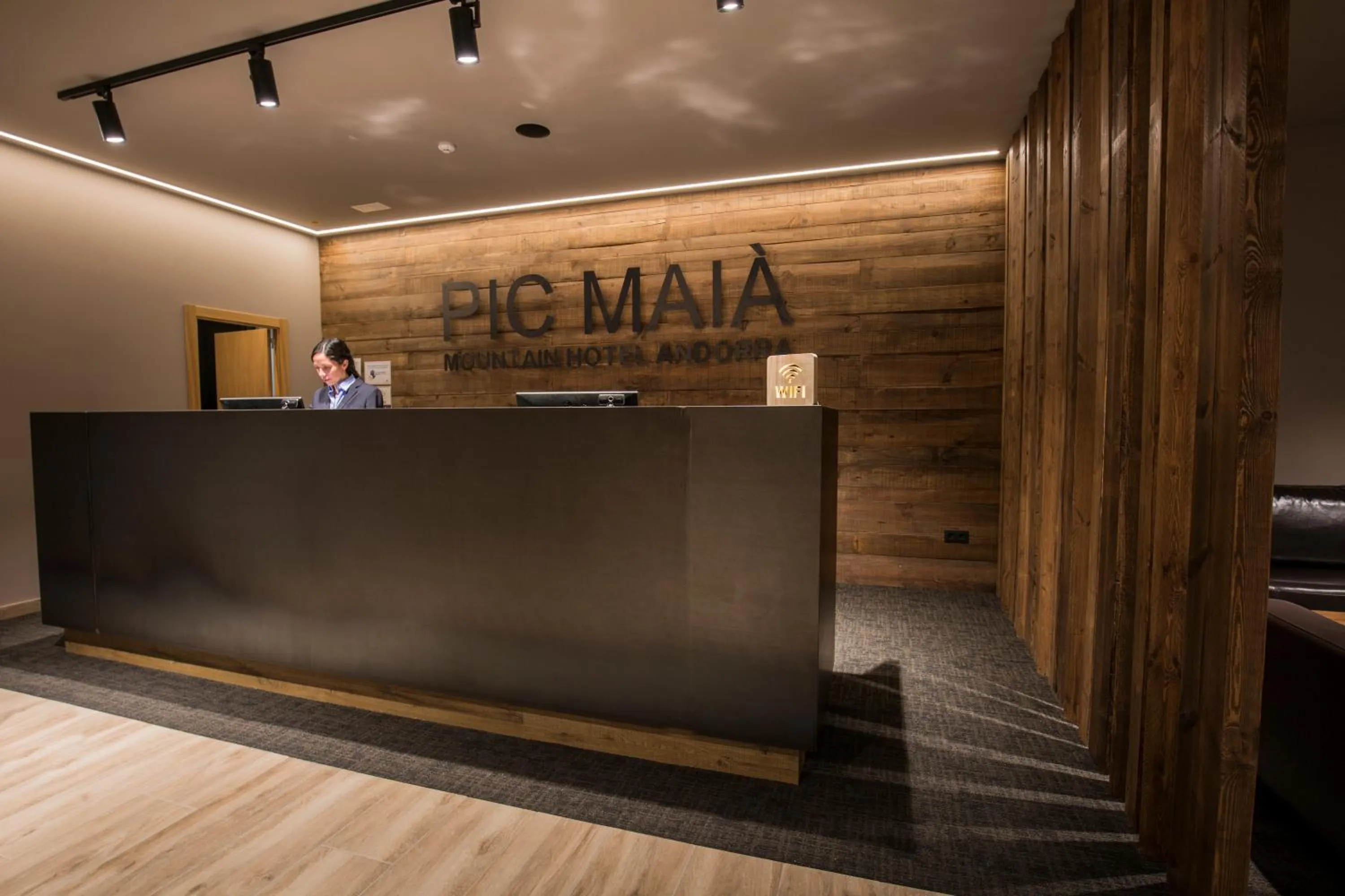 Lobby or reception in Pic Maià Mountain Hotel