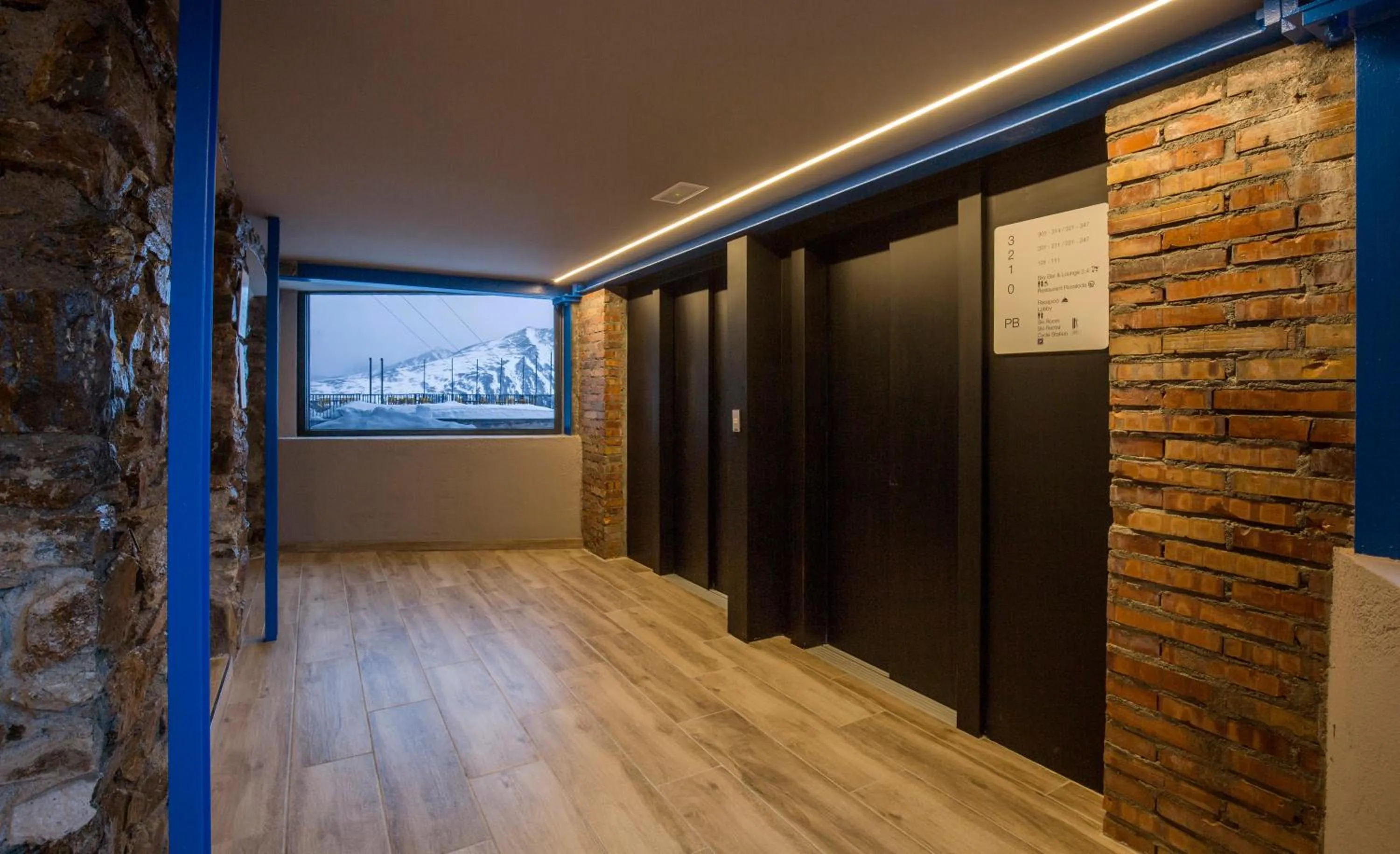 Area and facilities in Pic Maià Mountain Hotel