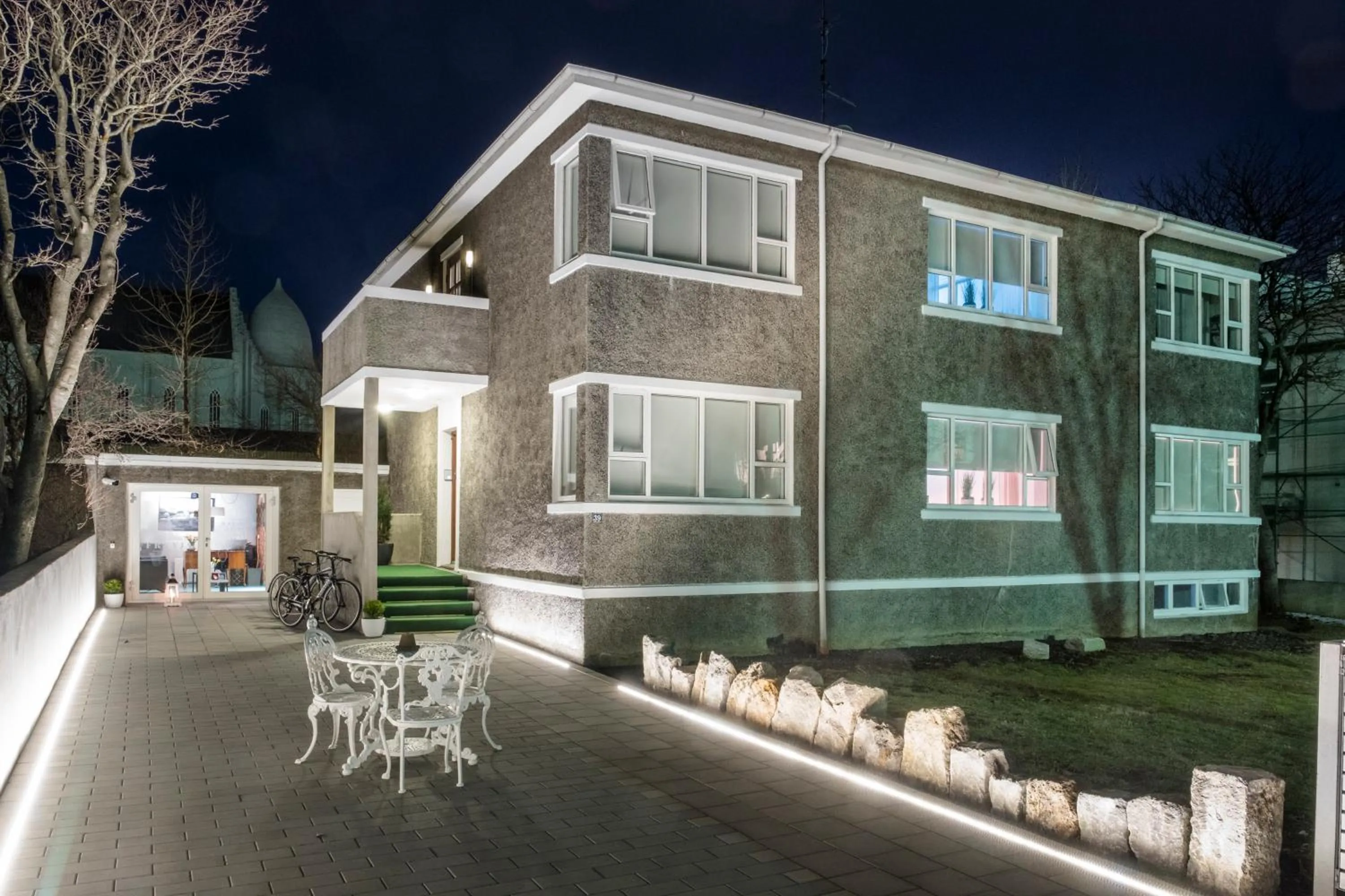 Property building in Freyja Guesthouse & Suites