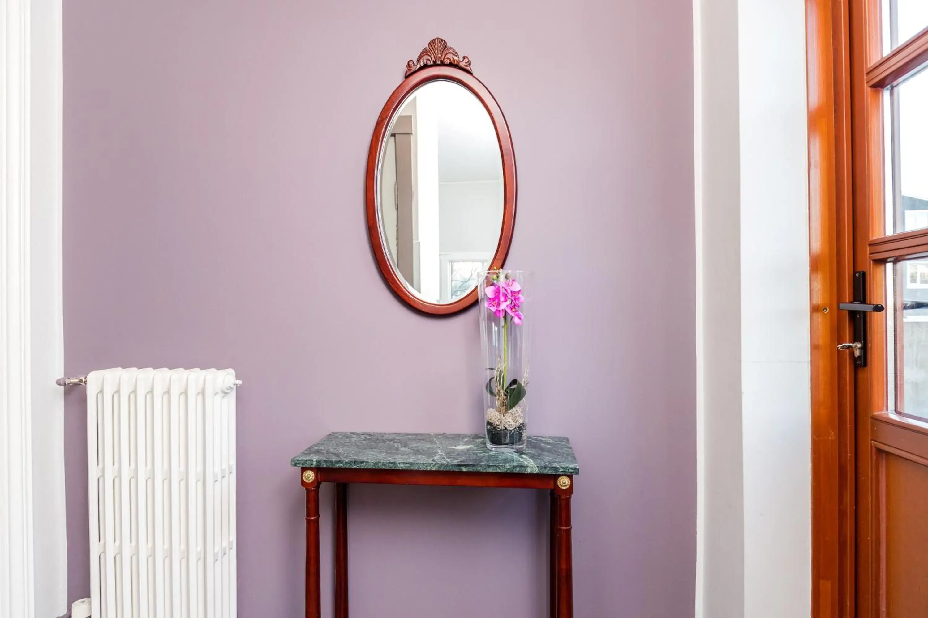 Lounge or bar in Freyja Guesthouse & Suites Lounge or bar in Freyja Guesthouse & Suites