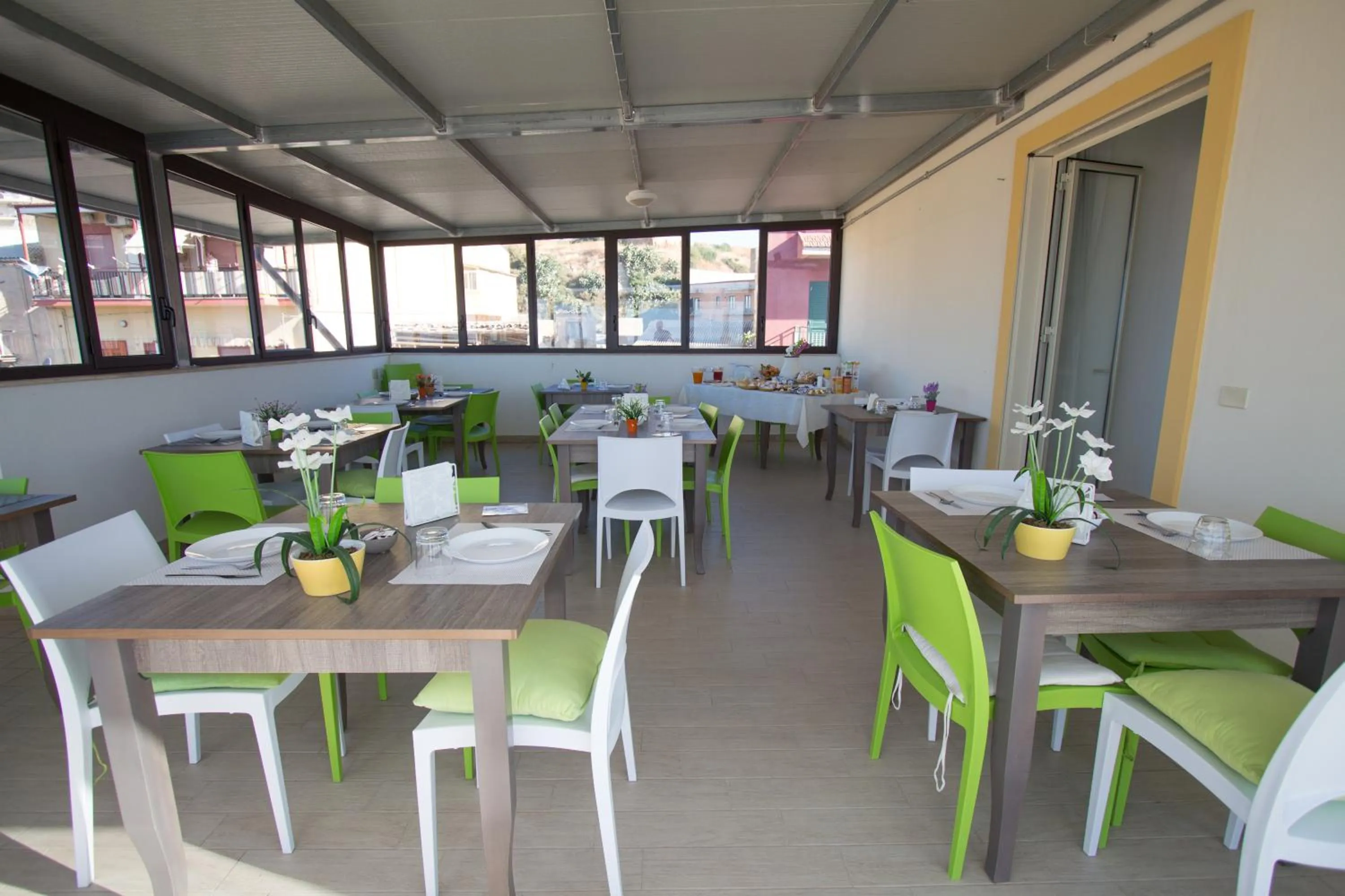 Restaurant/places to eat in B&B Baglio Santa Croce