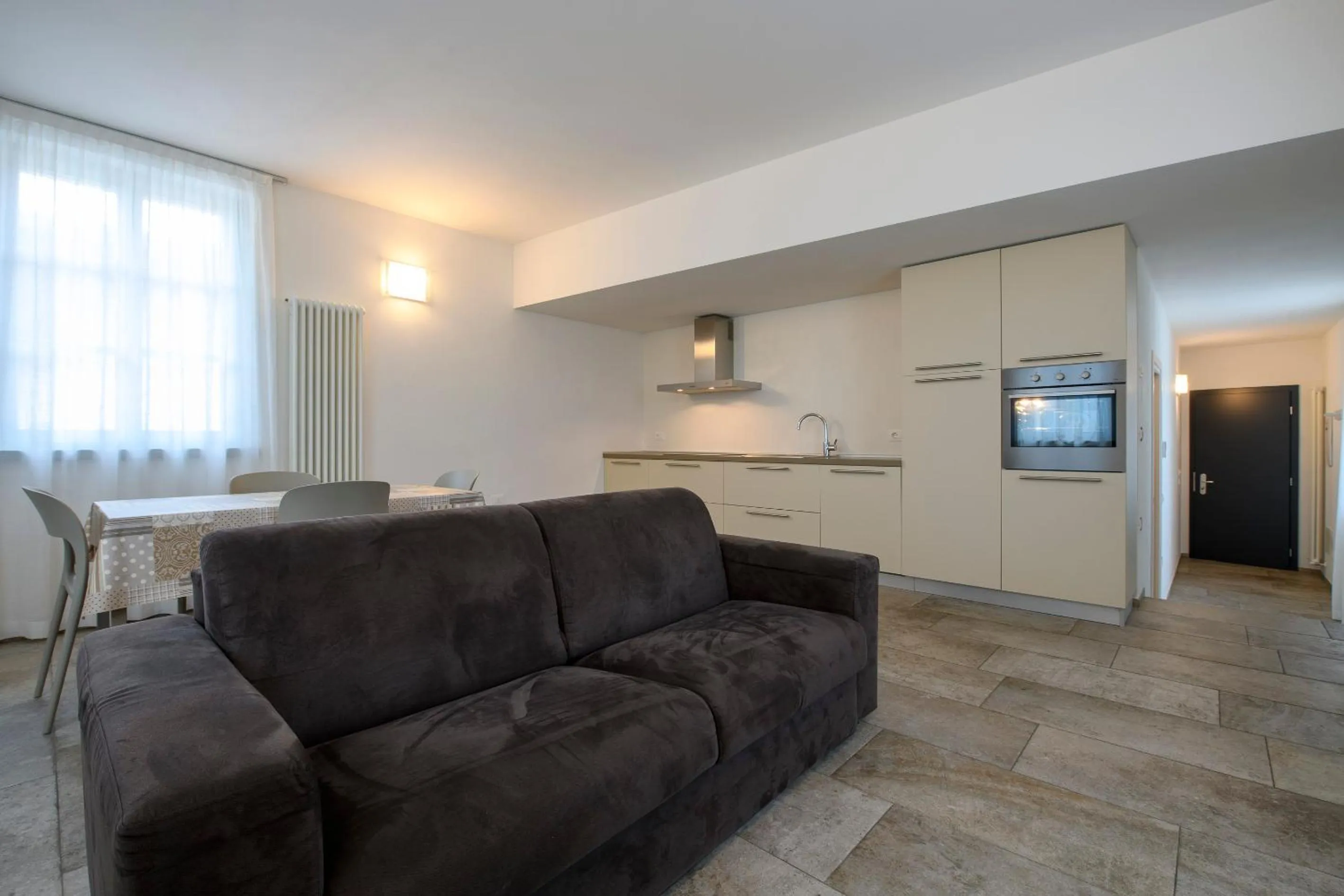 hair dresser in Borgo San Nazzaro