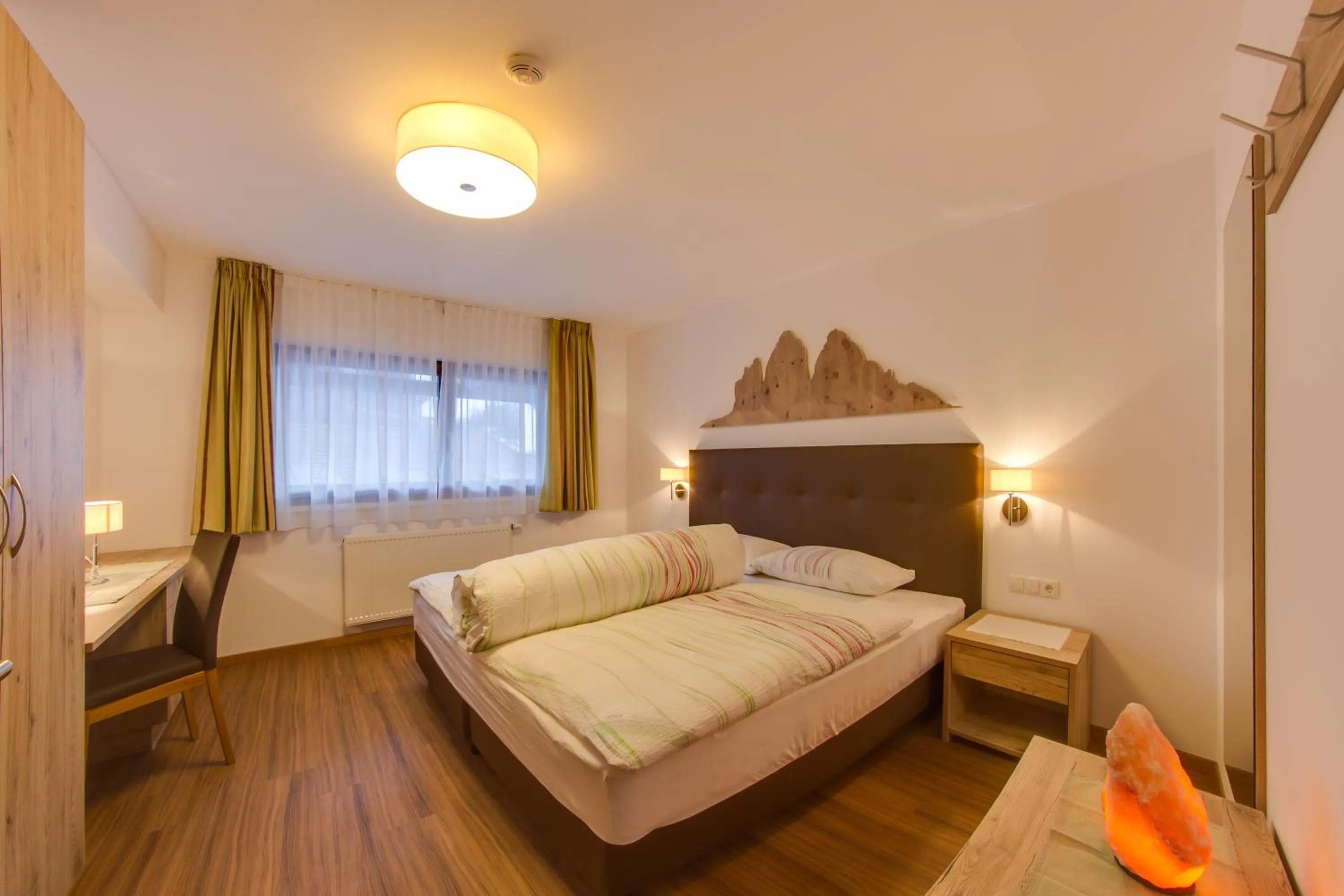 Photo of the whole room, Bed in Residence Silvia