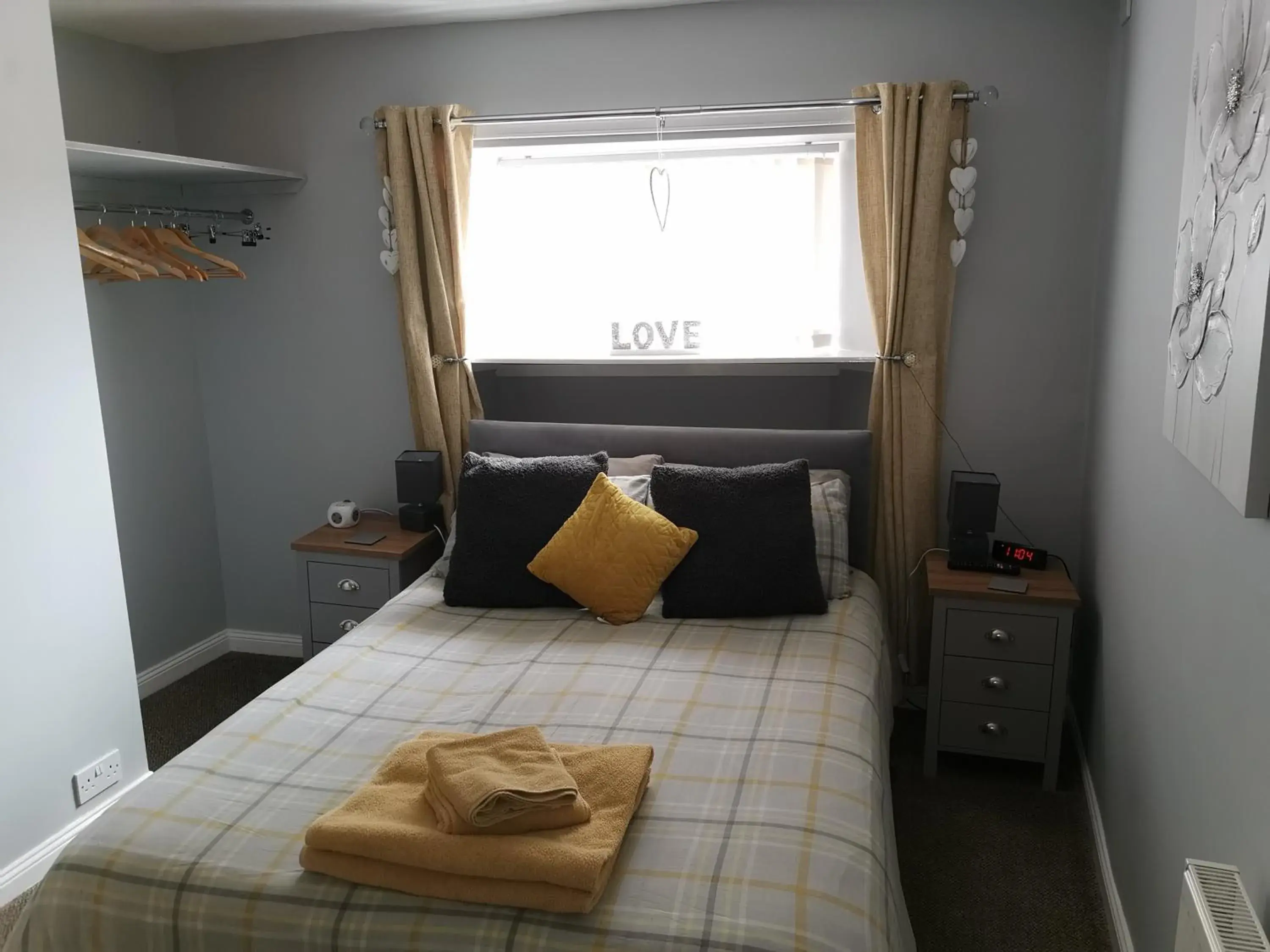 Double Room with Private Bathroom in Kings Head Double Room with Private Bathroom in Kings Head
