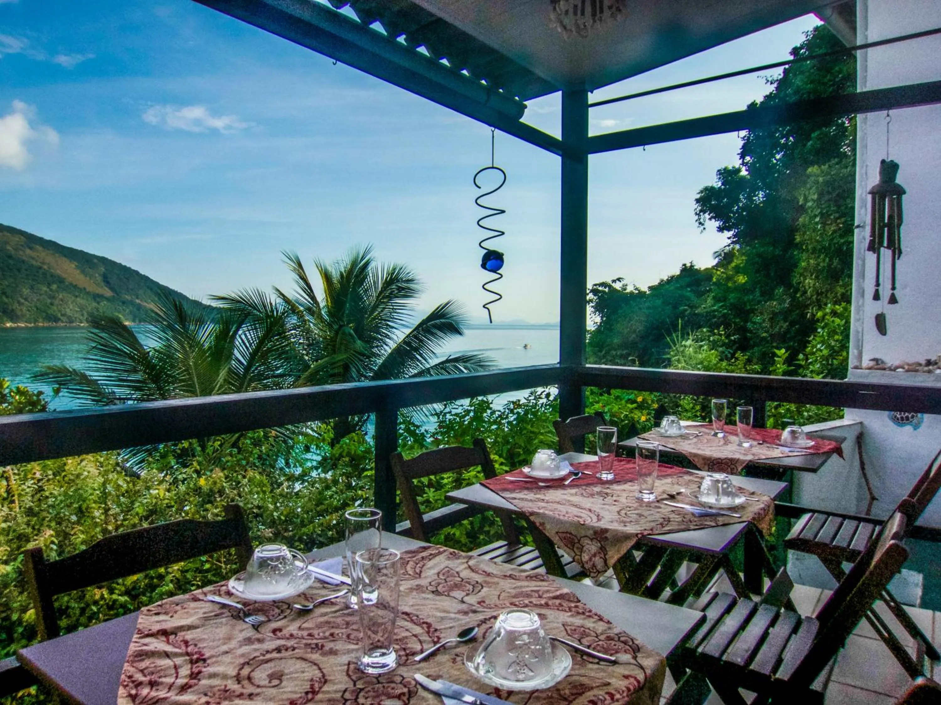 Dining area in Pousada Toca do Mar