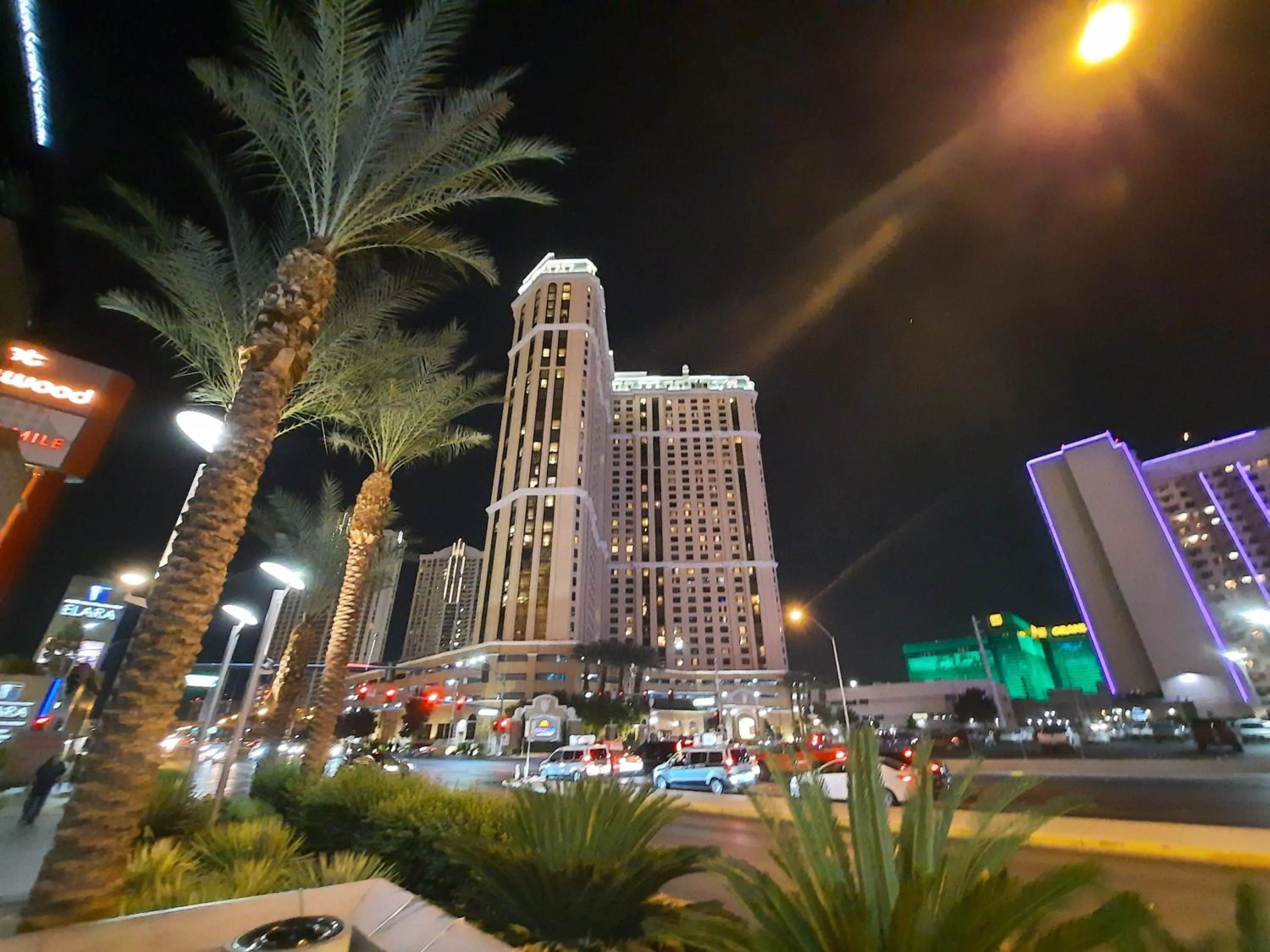 Suites at Marriott's Grand Chateau Las Vegas Strip-No Resort Fee