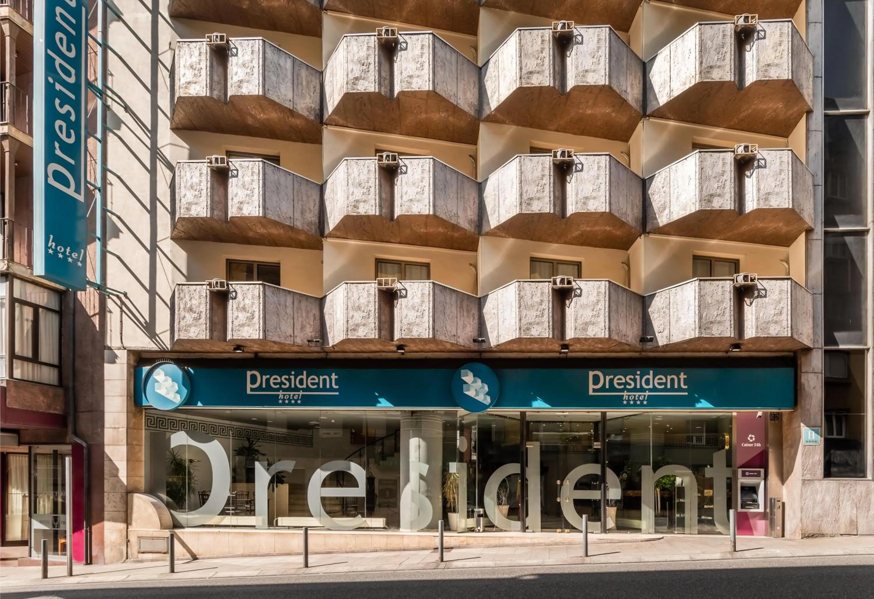 Property building in ALEGRIA President