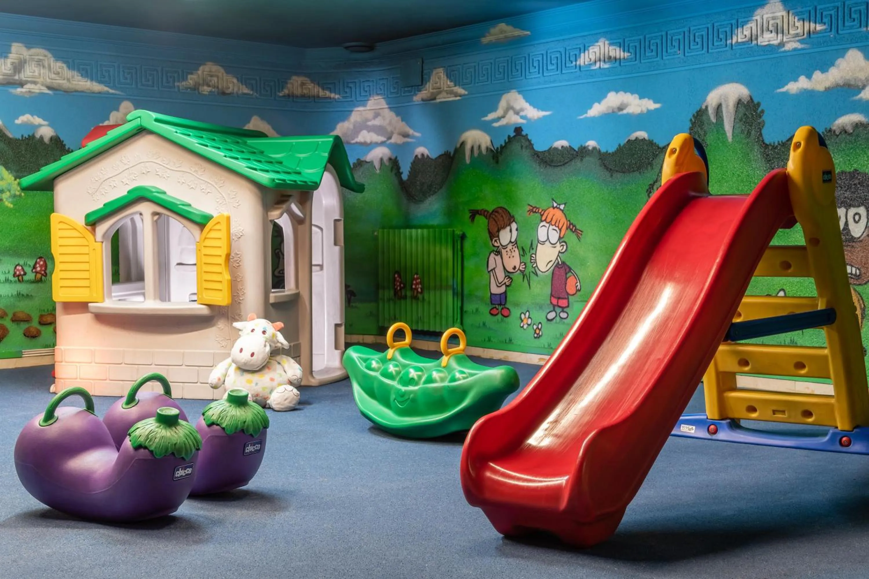 children in ALEGRIA President