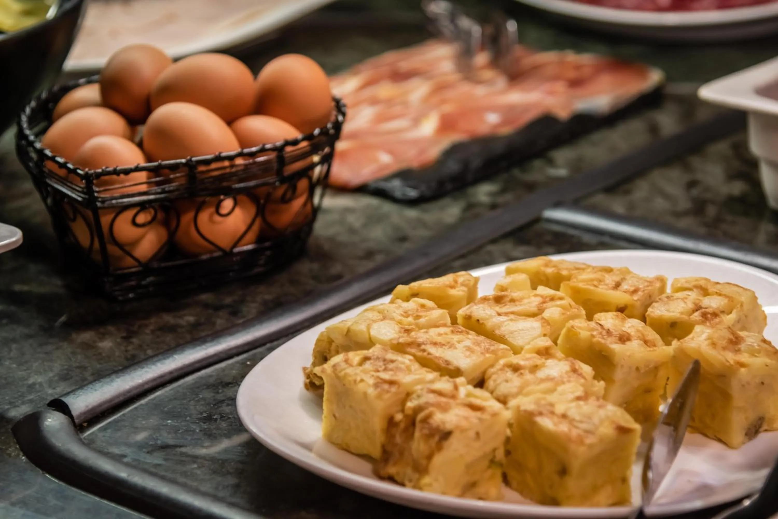 Restaurant/places to eat in ALEGRIA President