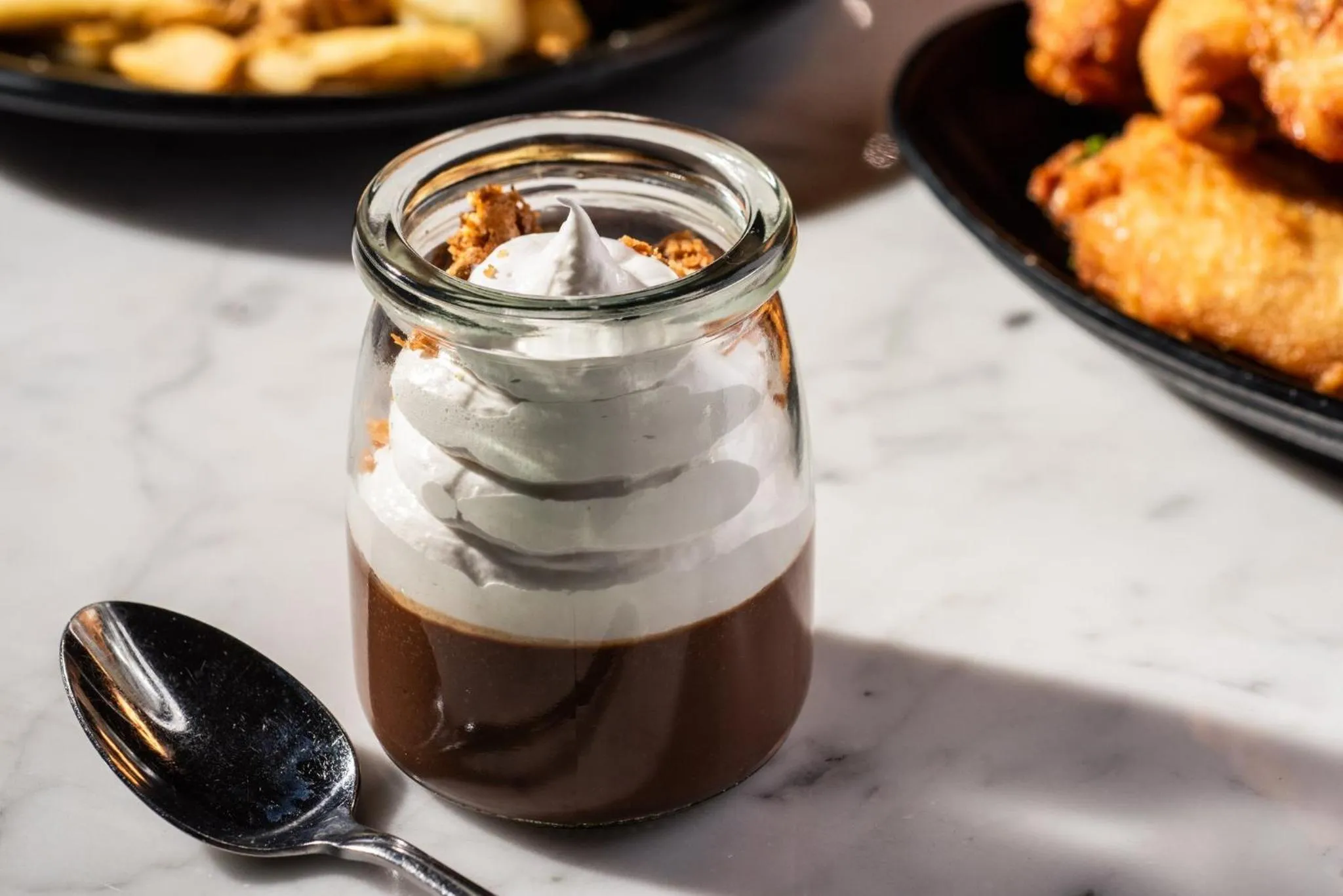 Restaurant/places to eat in Kimpton Journeyman Hotel by IHG