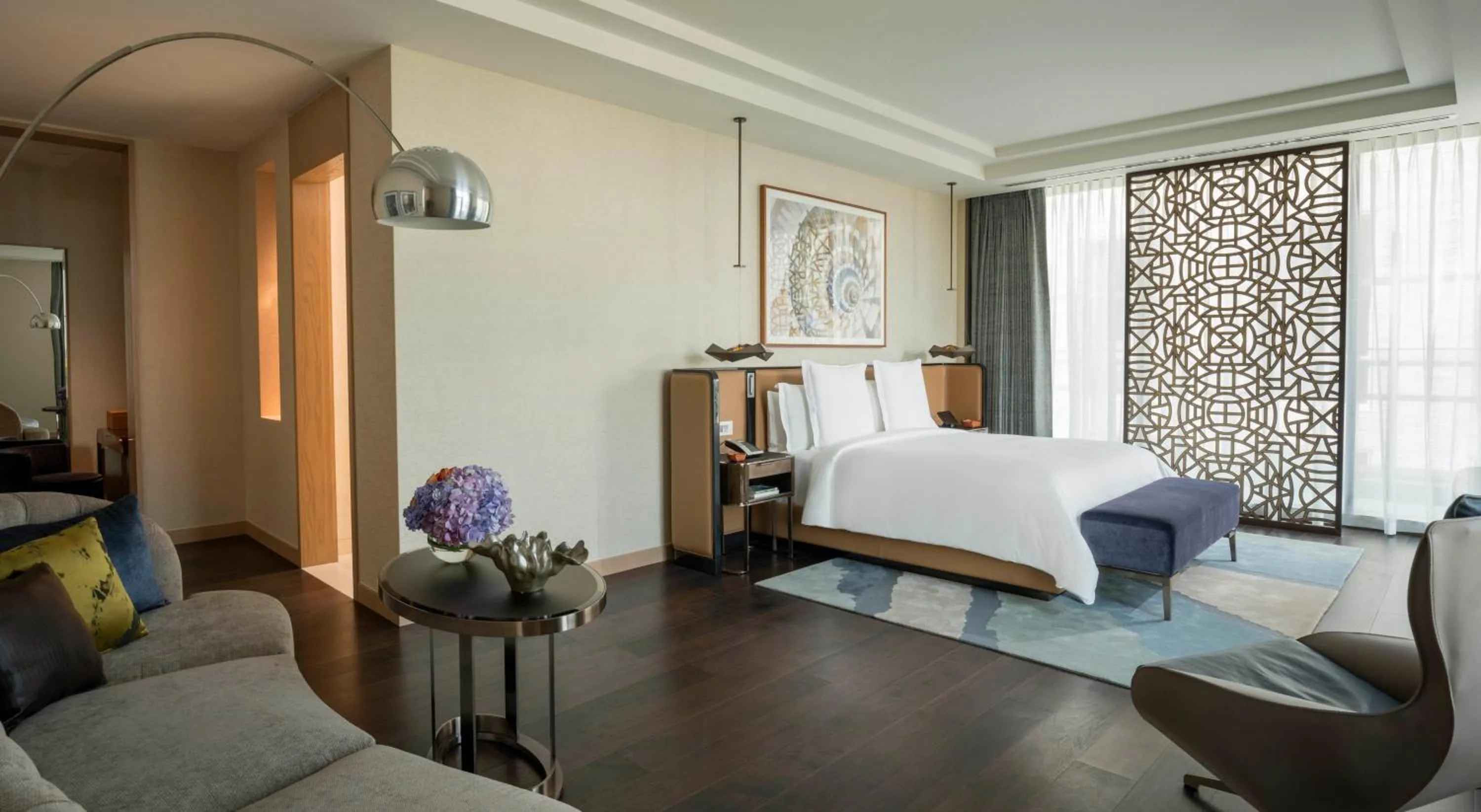 Bed in Four Seasons Hotel Dubai International Financial Centre