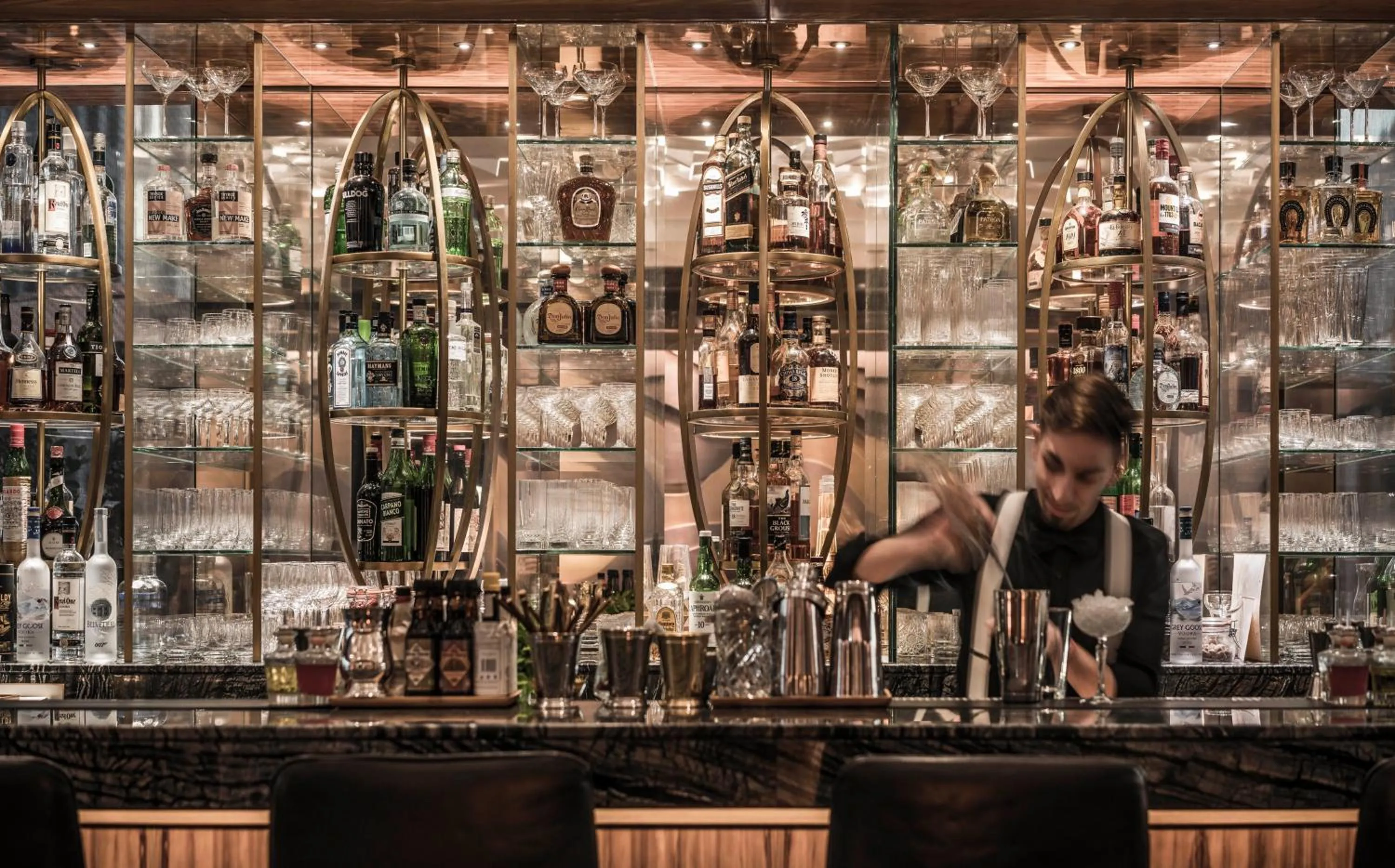 Lounge or bar in Four Seasons Hotel Dubai International Financial Centre