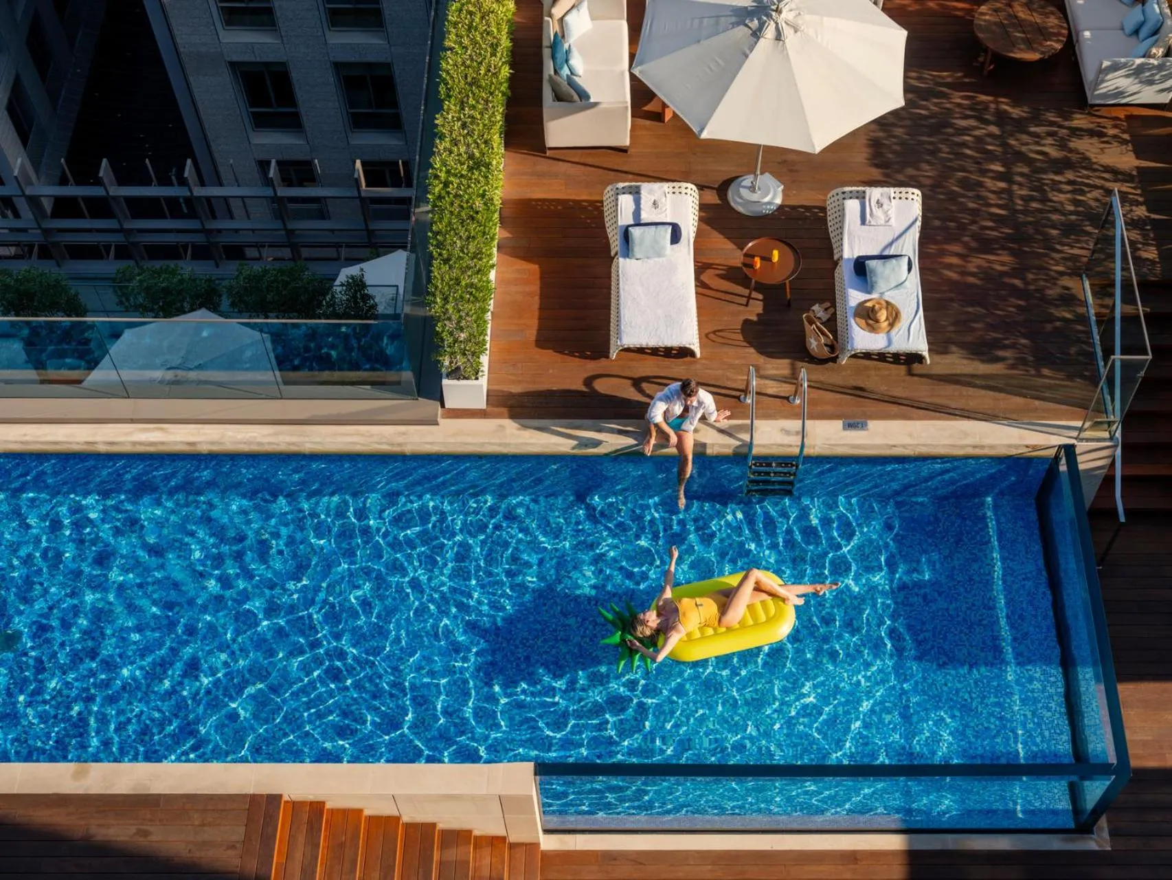 Swimming pool in Four Seasons Hotel Dubai International Financial Centre