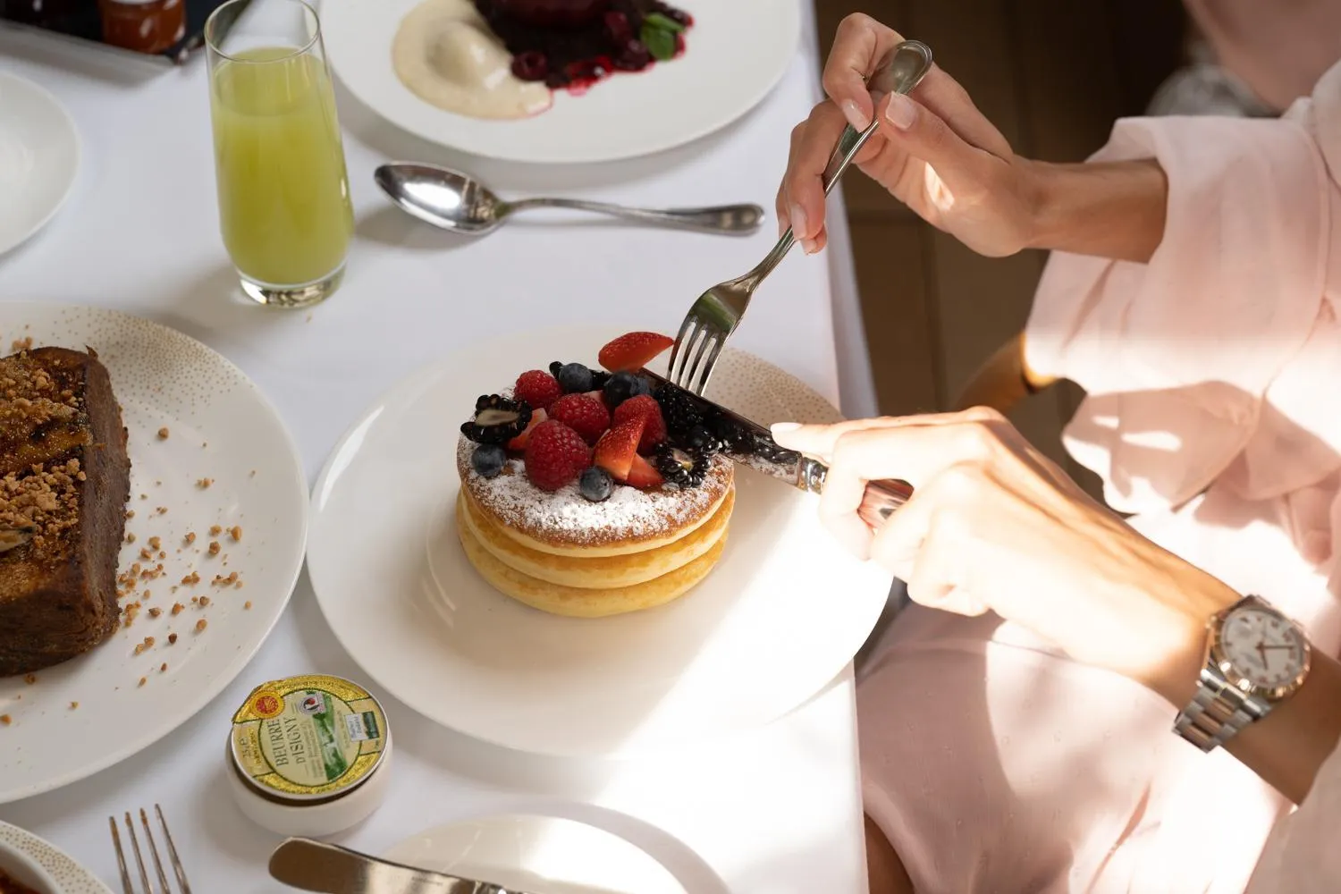 Breakfast in Four Seasons Hotel Dubai International Financial Centre