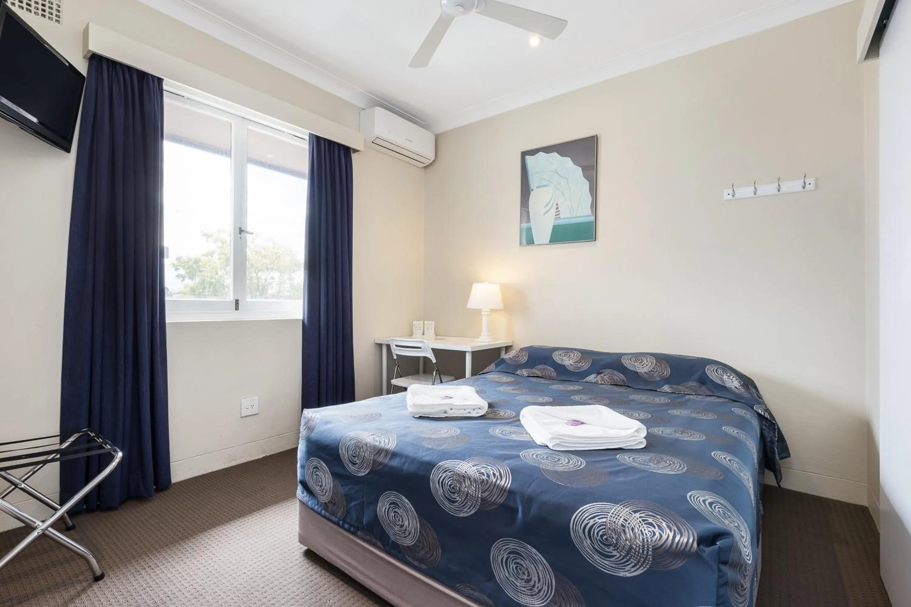 Queen Room Highway in Blue Gum Hotel