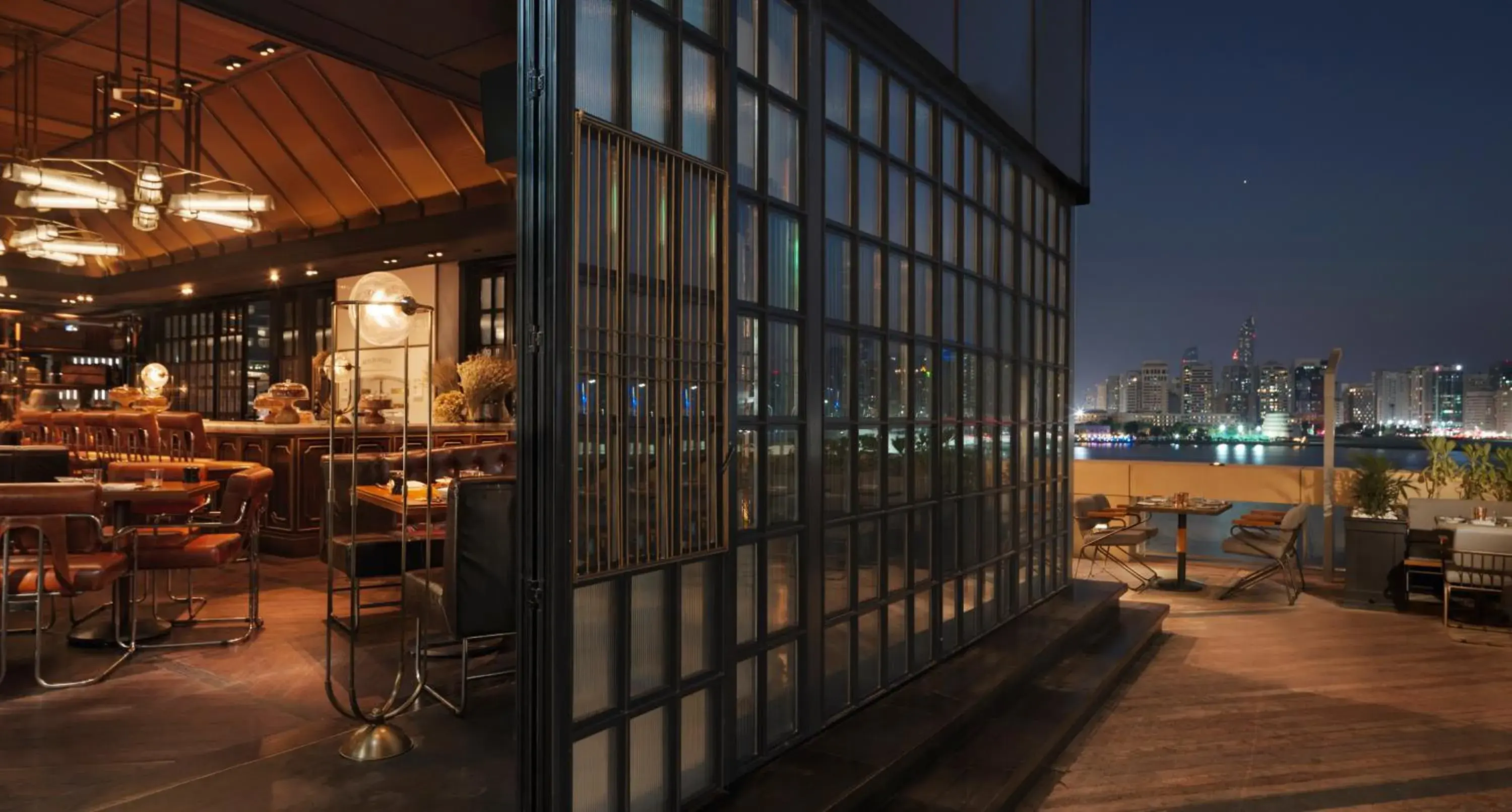 Restaurant/places to eat in Four Seasons Hotel Abu Dhabi at Al Maryah Island Restaurant/places to eat in Four Seasons Hotel Abu Dhabi at Al Maryah Island