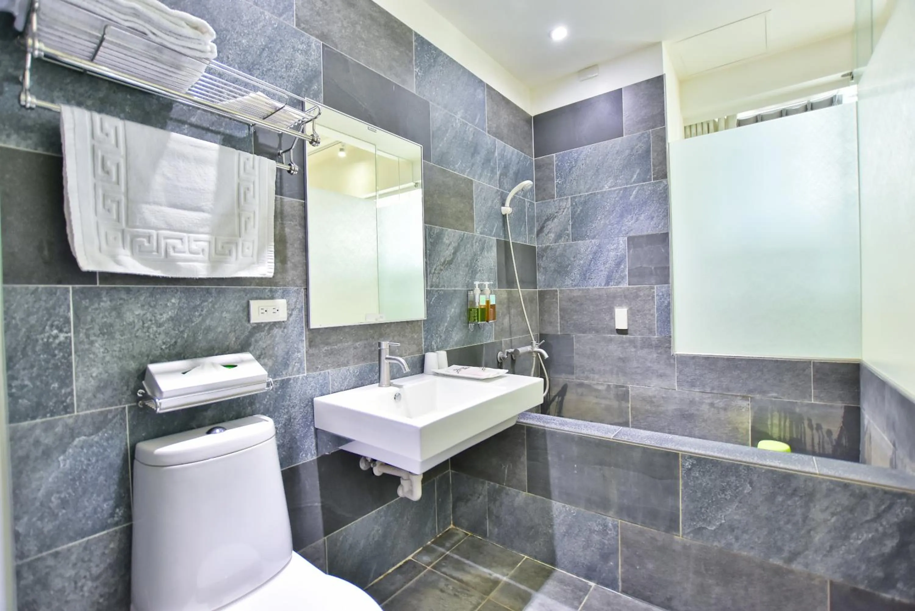 Toilet in Duoai Mineral Spring