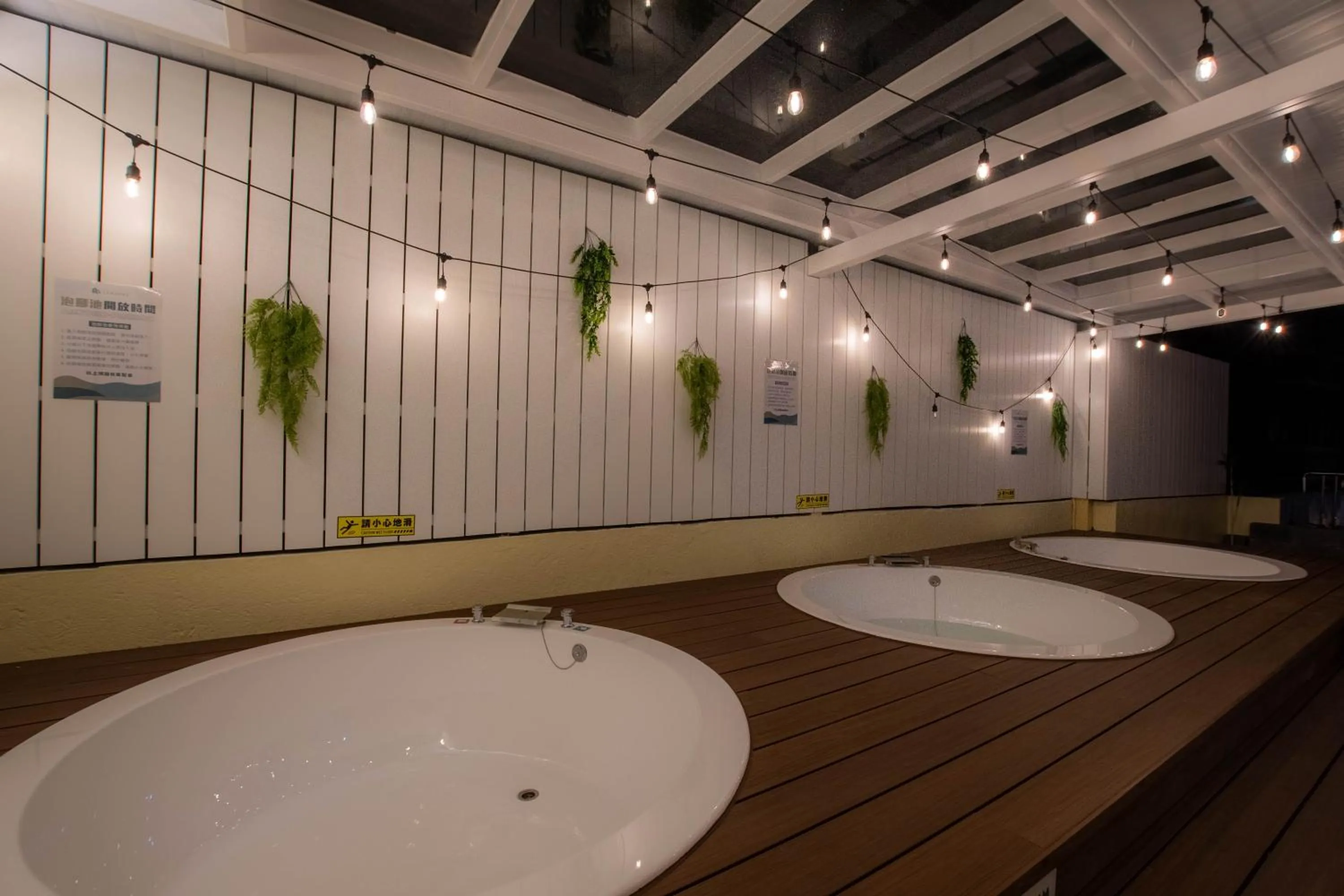 Property building in Duoai Mineral Spring