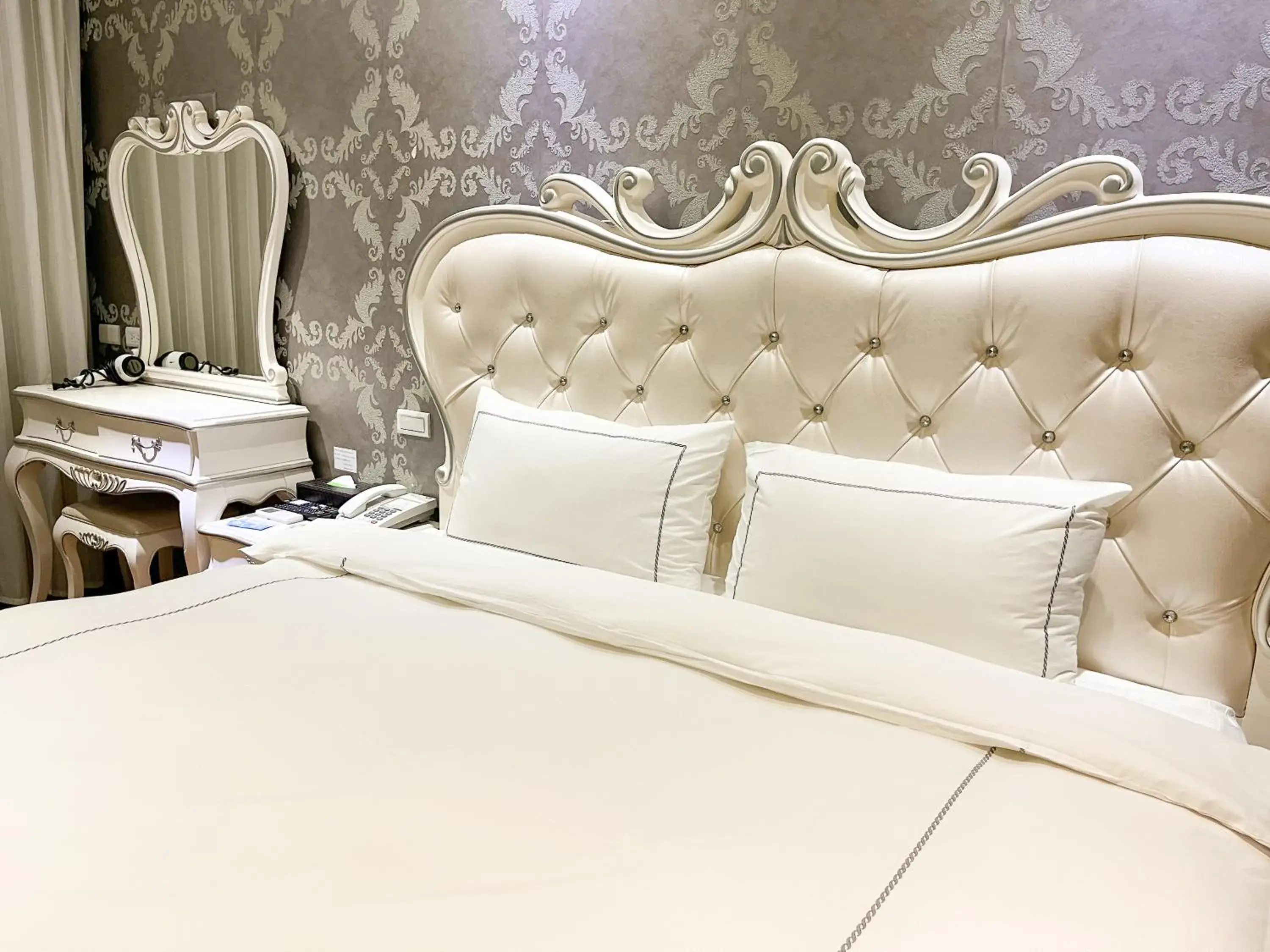 Bed in Duoai Mineral Spring Bed in Duoai Mineral Spring